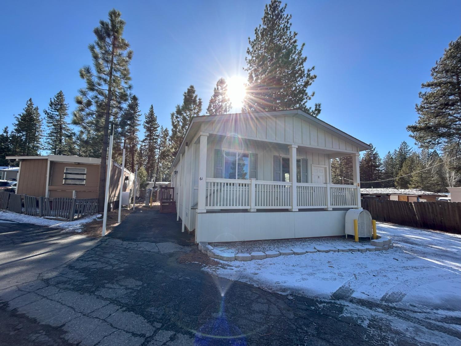 Detail Gallery Image 2 of 44 For 3740 Blackwood 61, South Lake Tahoe,  CA 96150 - 3 Beds | 2 Baths
