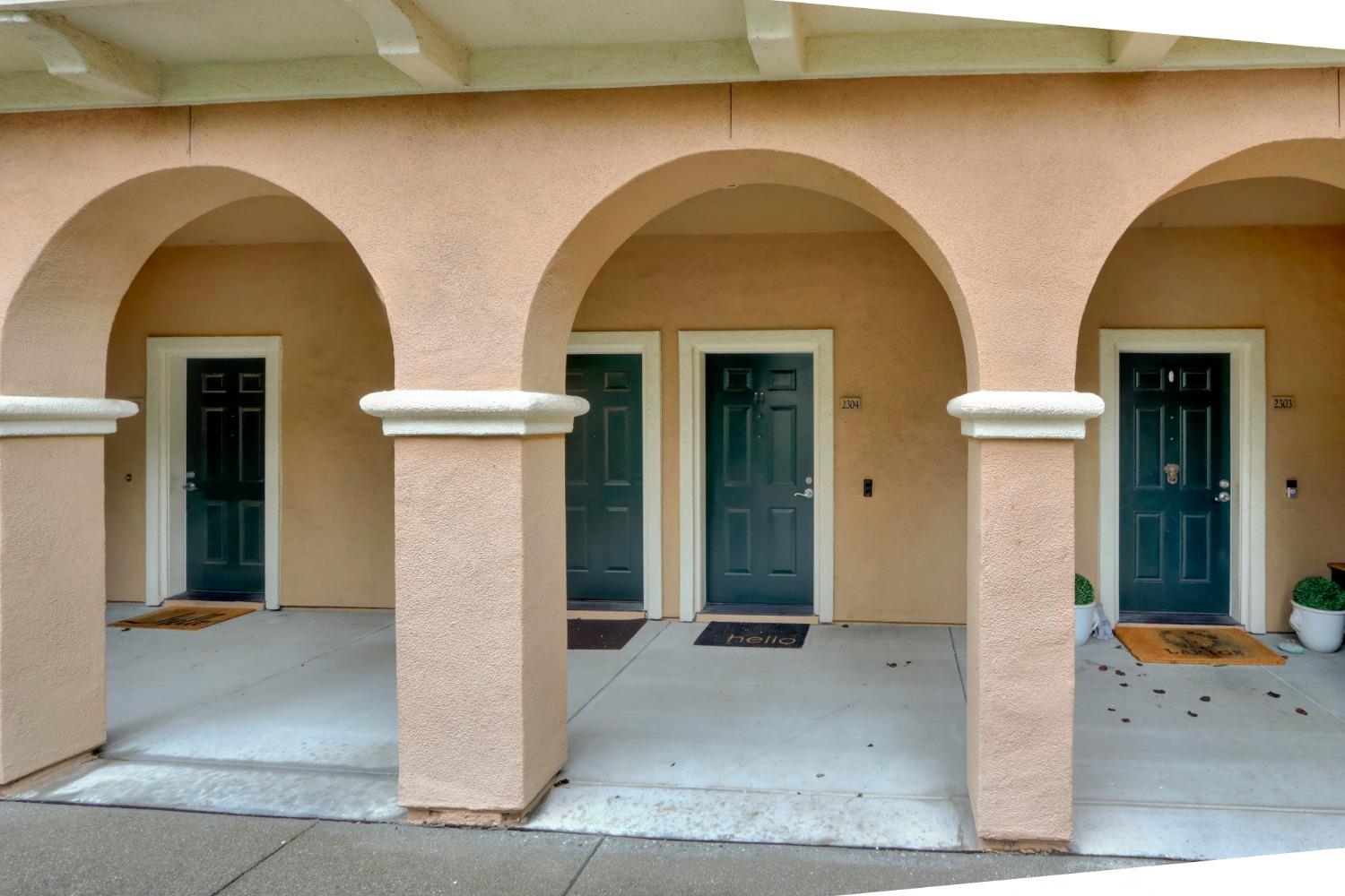 Photo #8: 225014204 Listing: Photo #8