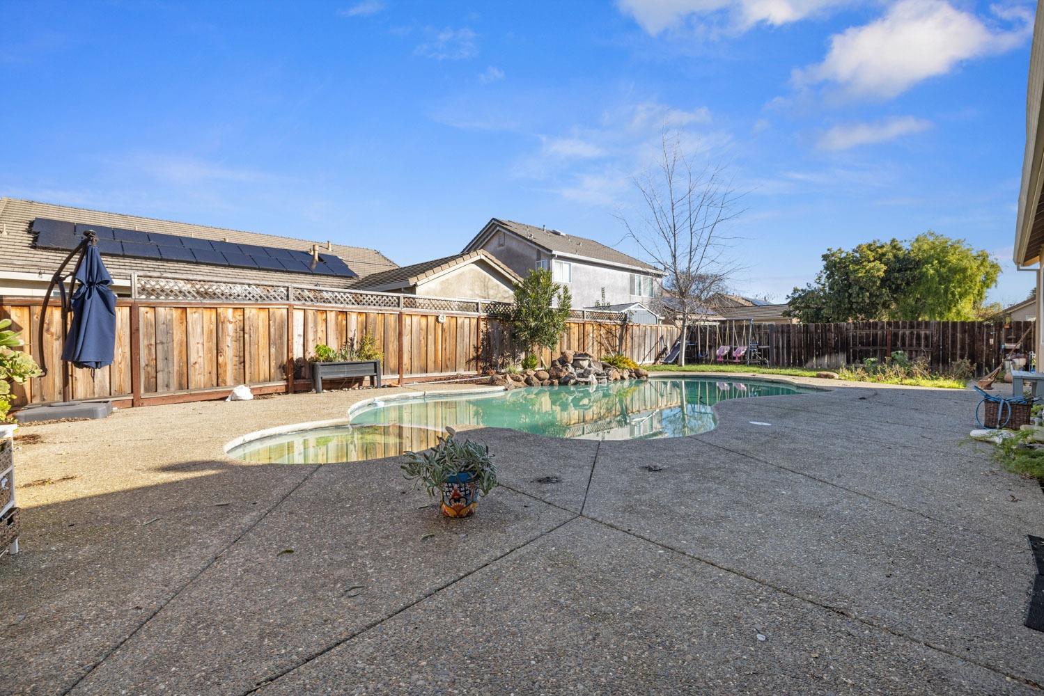 Detail Gallery Image 33 of 36 For 2189 Breiens Way, Stockton,  CA 95209 - 3 Beds | 2 Baths