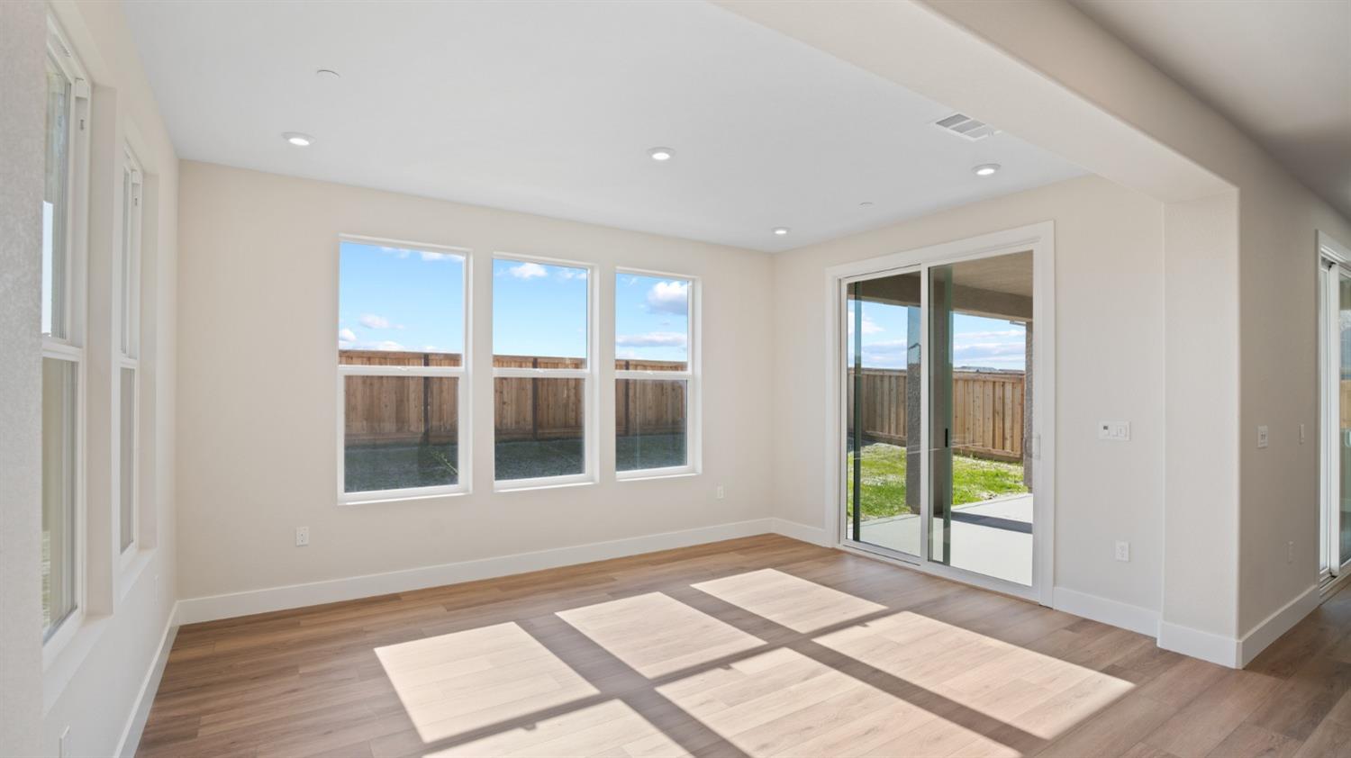 Detail Gallery Image 21 of 50 For 2650 Wisteria Dr, Lodi,  CA 95242 - 4 Beds | 3/1 Baths