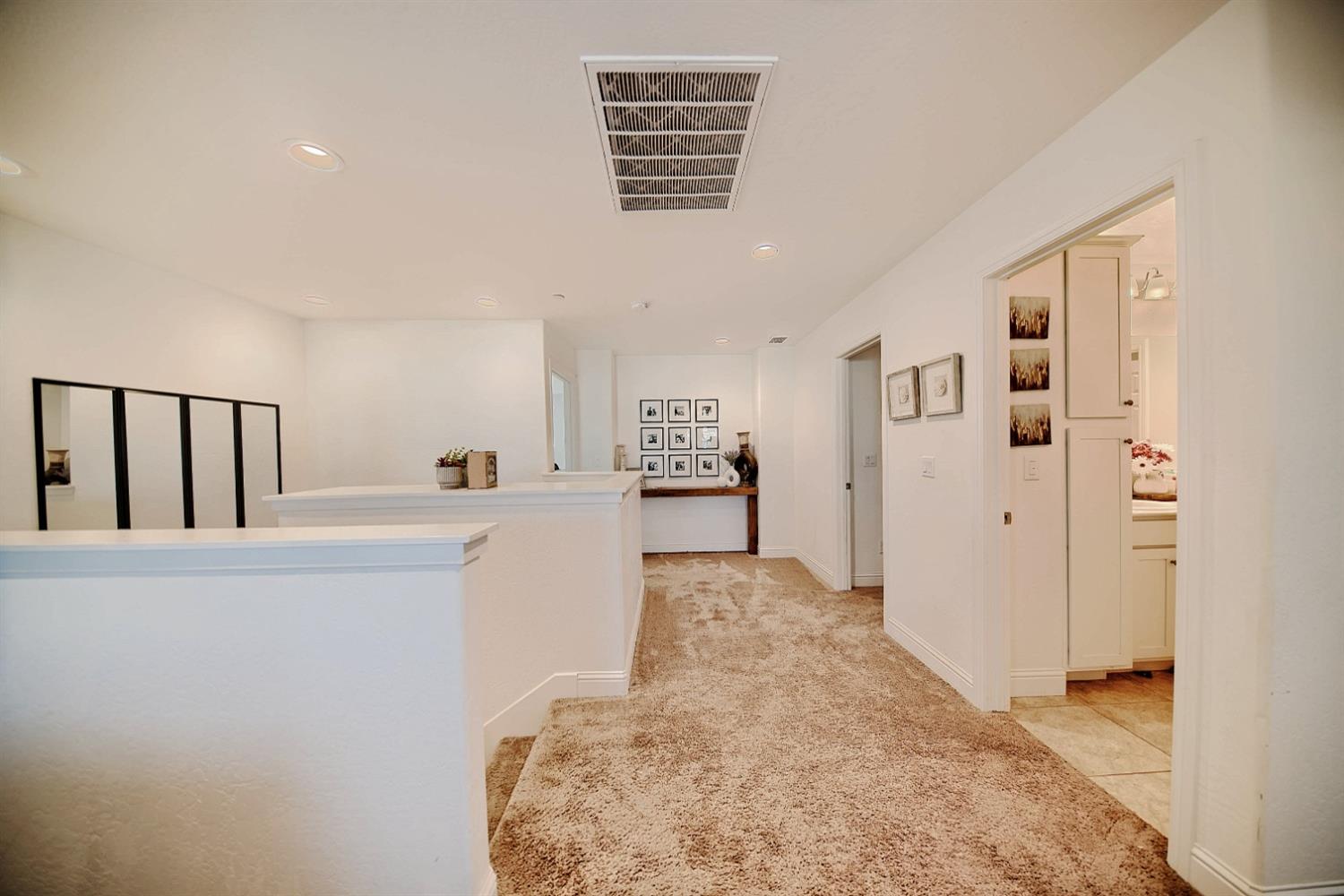 Detail Gallery Image 50 of 97 For 2045 Edwards St, Los Banos,  CA 93635 - 5 Beds | 3/1 Baths