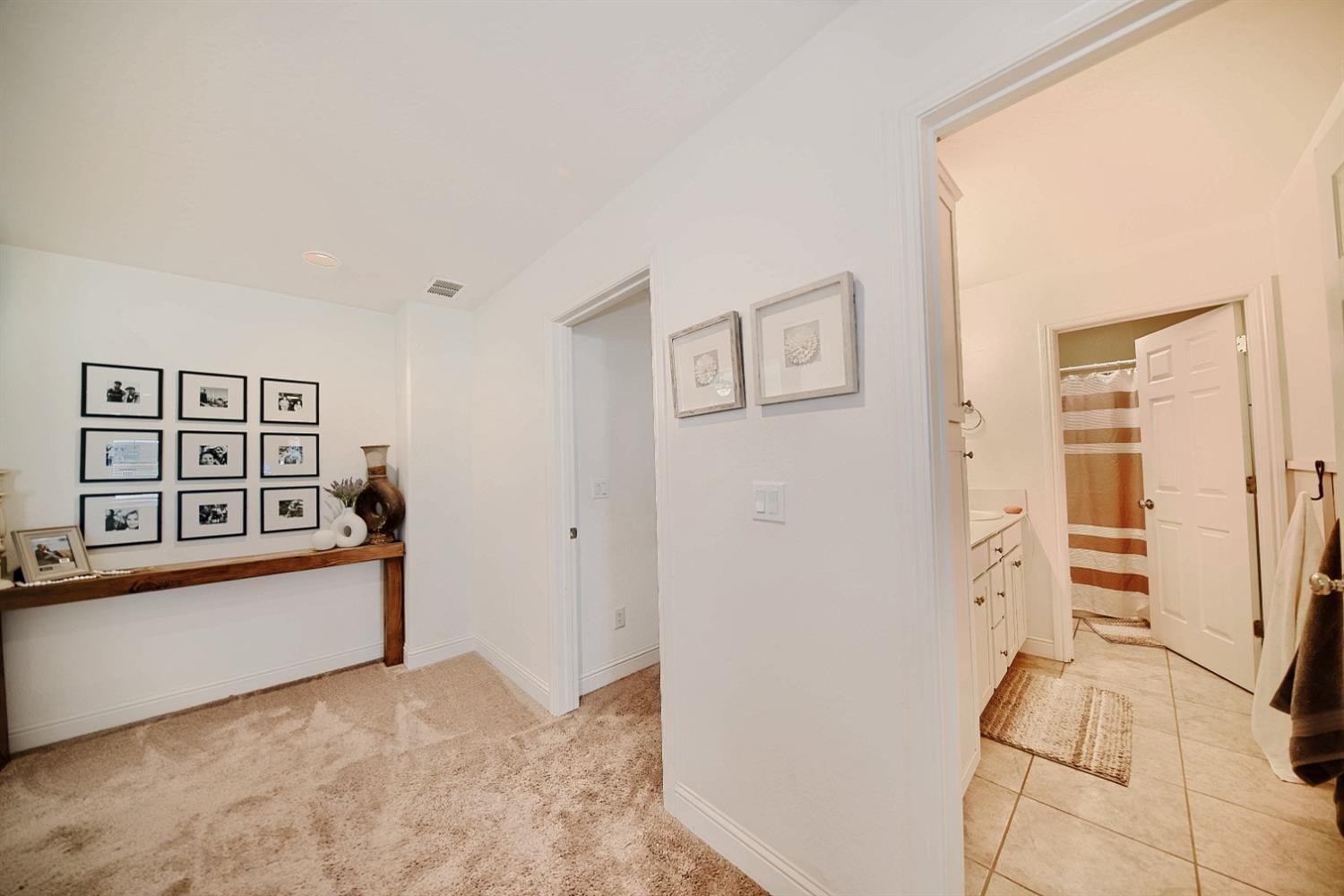 Detail Gallery Image 69 of 97 For 2045 Edwards St, Los Banos,  CA 93635 - 5 Beds | 3/1 Baths