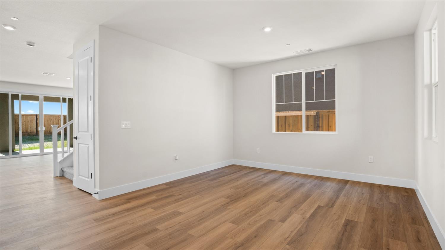 Detail Gallery Image 6 of 50 For 2650 Wisteria Dr, Lodi,  CA 95242 - 4 Beds | 3/1 Baths