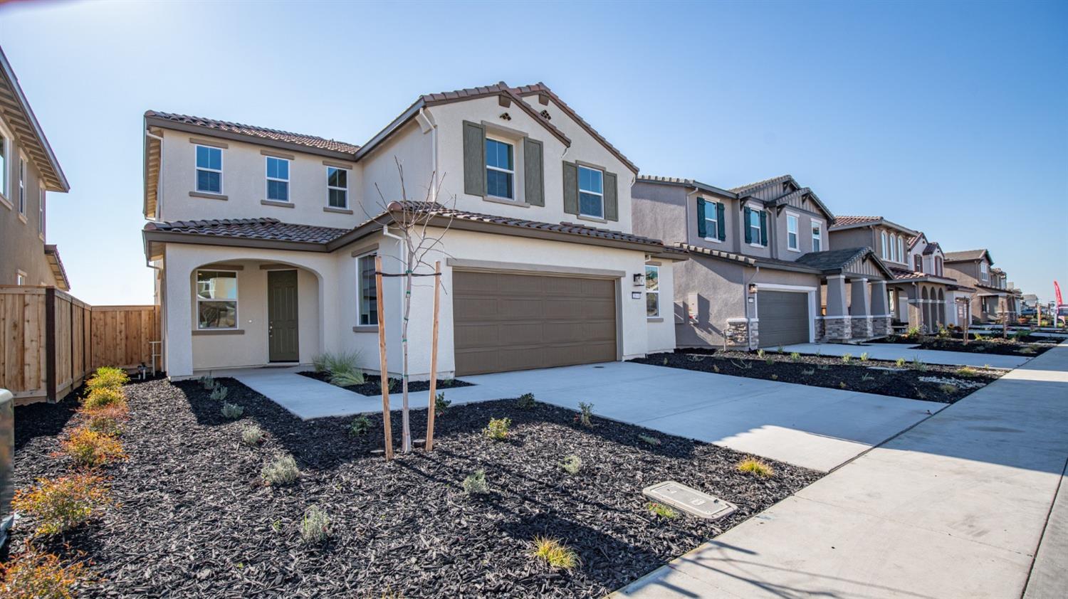 Detail Gallery Image 1 of 54 For 2644 Wisteria Dr, Lodi,  CA 95242 - 5 Beds | 3 Baths