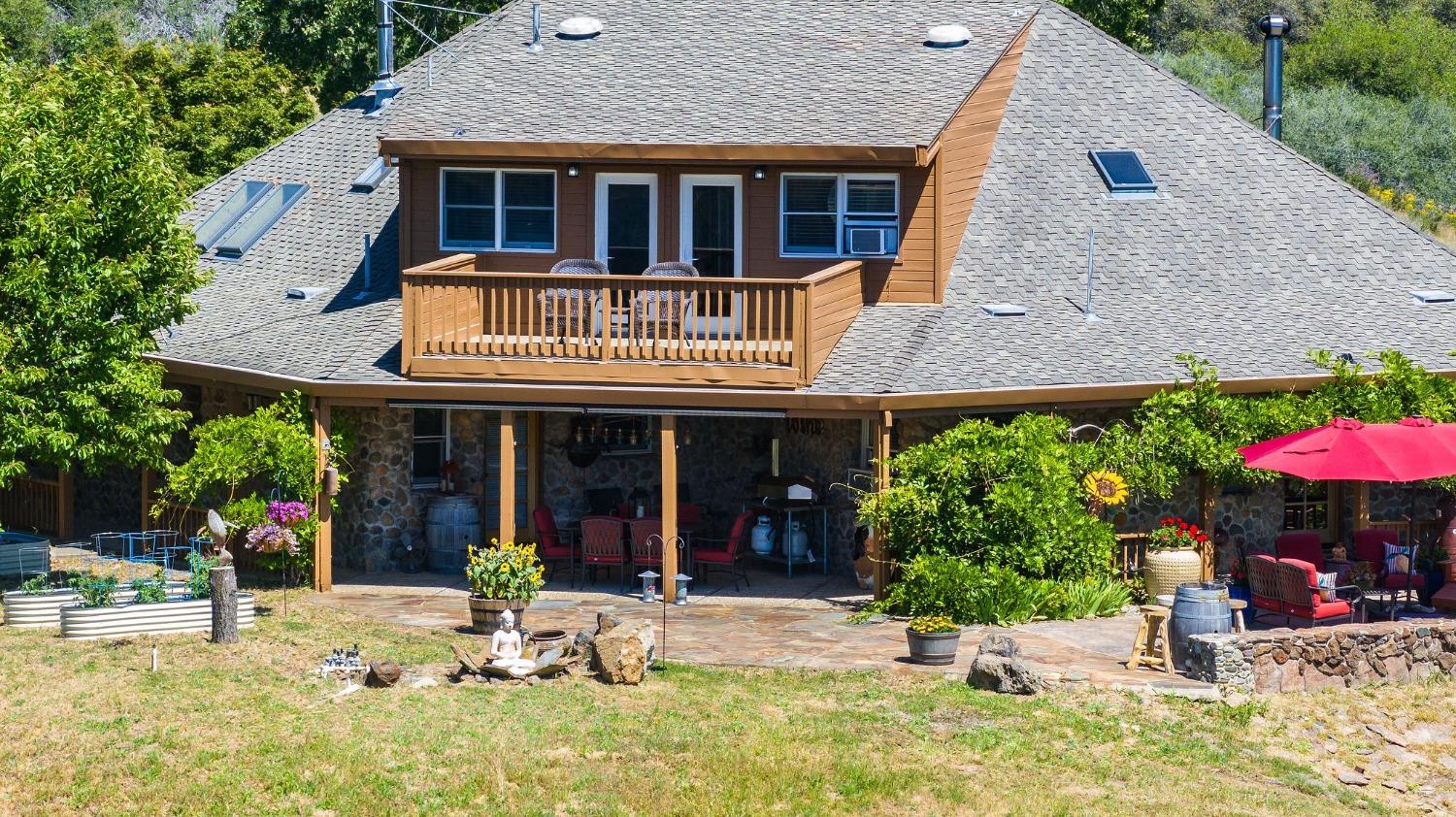 Detail Gallery Image 8 of 88 For 7201 Happy Valley Rd, Somerset,  CA 95684 - 4 Beds | 3/1 Baths