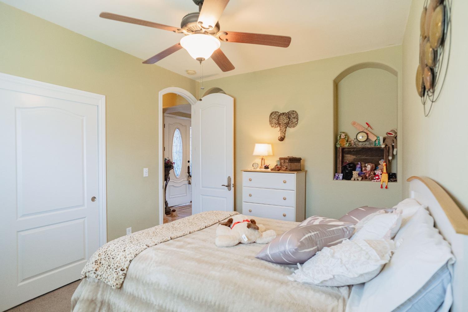 Detail Gallery Image 15 of 73 For 6839 Mercedes Ave, Winton,  CA 95388 - 3 Beds | 3 Baths