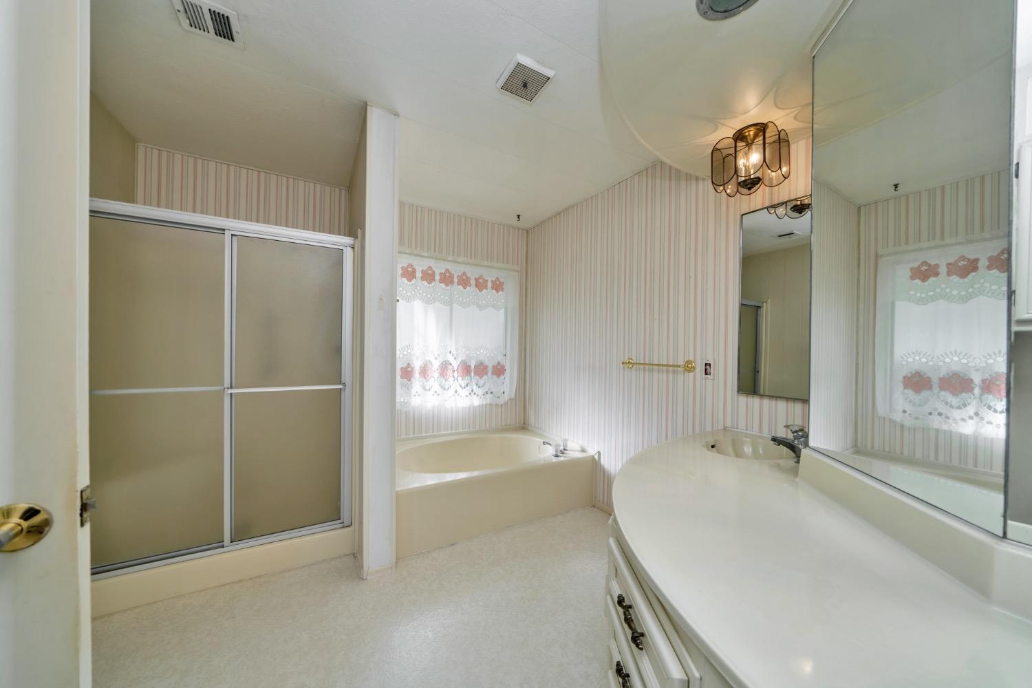 Detail Gallery Image 21 of 36 For 4420 Pleasant Valley Rd 174, Diamond Springs,  CA 95619 - 2 Beds | 2 Baths