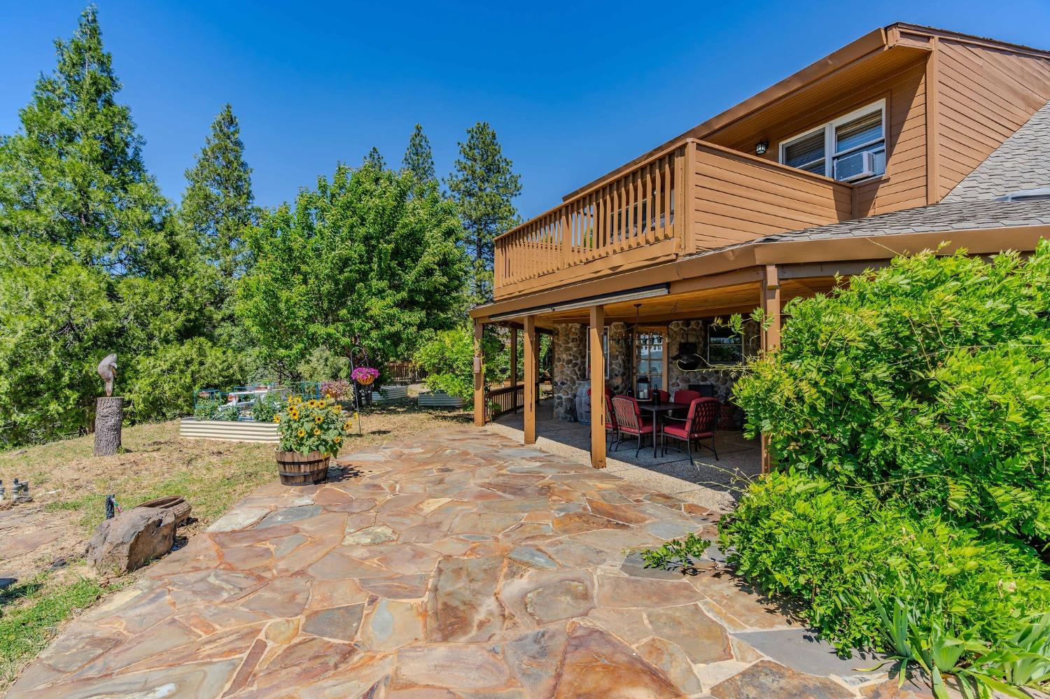 Detail Gallery Image 27 of 88 For 7201 Happy Valley Rd, Somerset,  CA 95684 - 4 Beds | 3/1 Baths