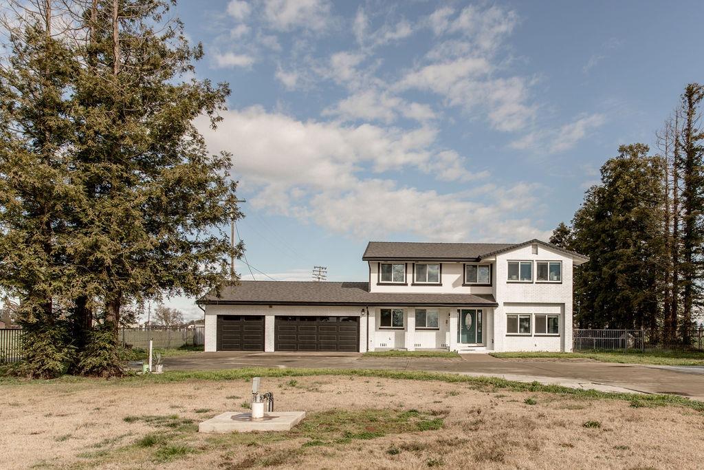 Detail Gallery Image 1 of 1 For 5647 E Jahant Rd, Galt,  CA 95632 - 3 Beds | 2/1 Baths