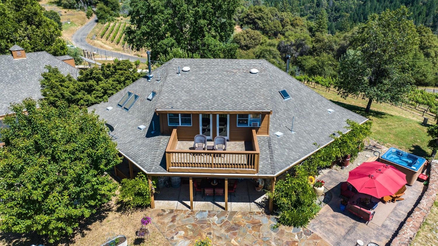 Detail Gallery Image 9 of 88 For 7201 Happy Valley Rd, Somerset,  CA 95684 - 4 Beds | 3/1 Baths