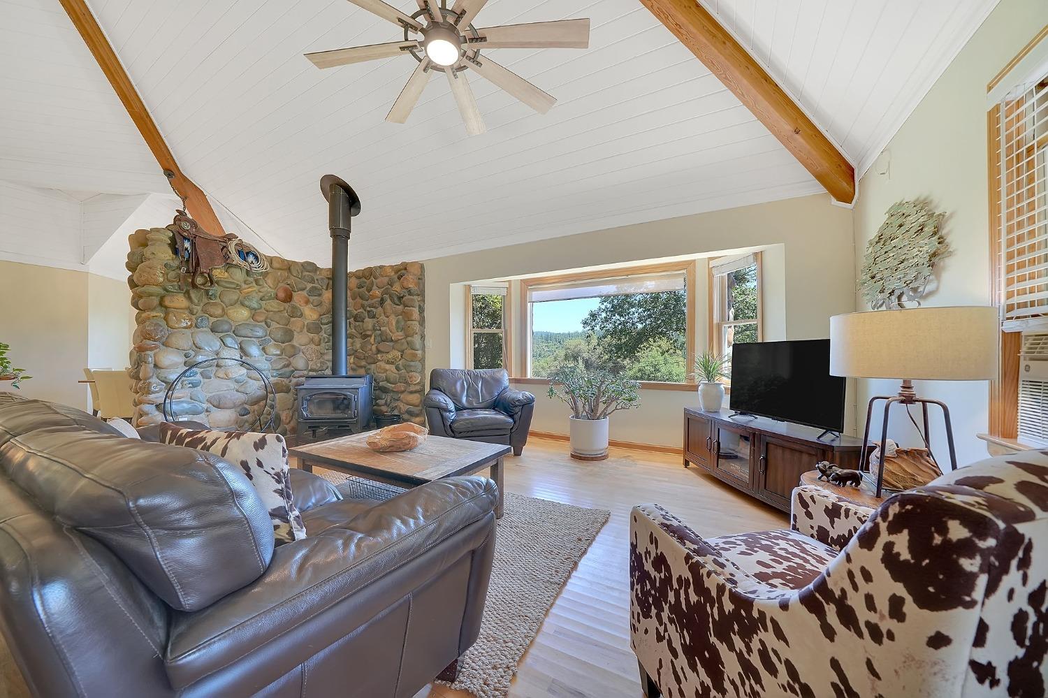 Detail Gallery Image 61 of 88 For 7201 Happy Valley Rd, Somerset,  CA 95684 - 4 Beds | 3/1 Baths