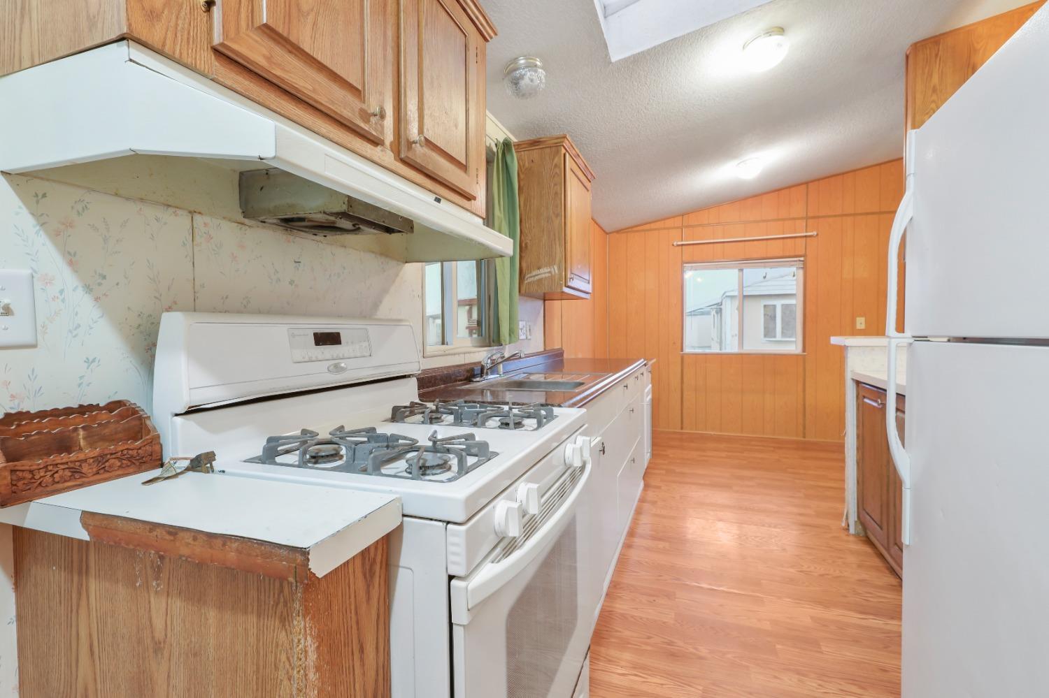 Detail Gallery Image 12 of 21 For 2340 Sanguinetti Ln 130, Stockton,  CA 95205 - 3 Beds | 2 Baths