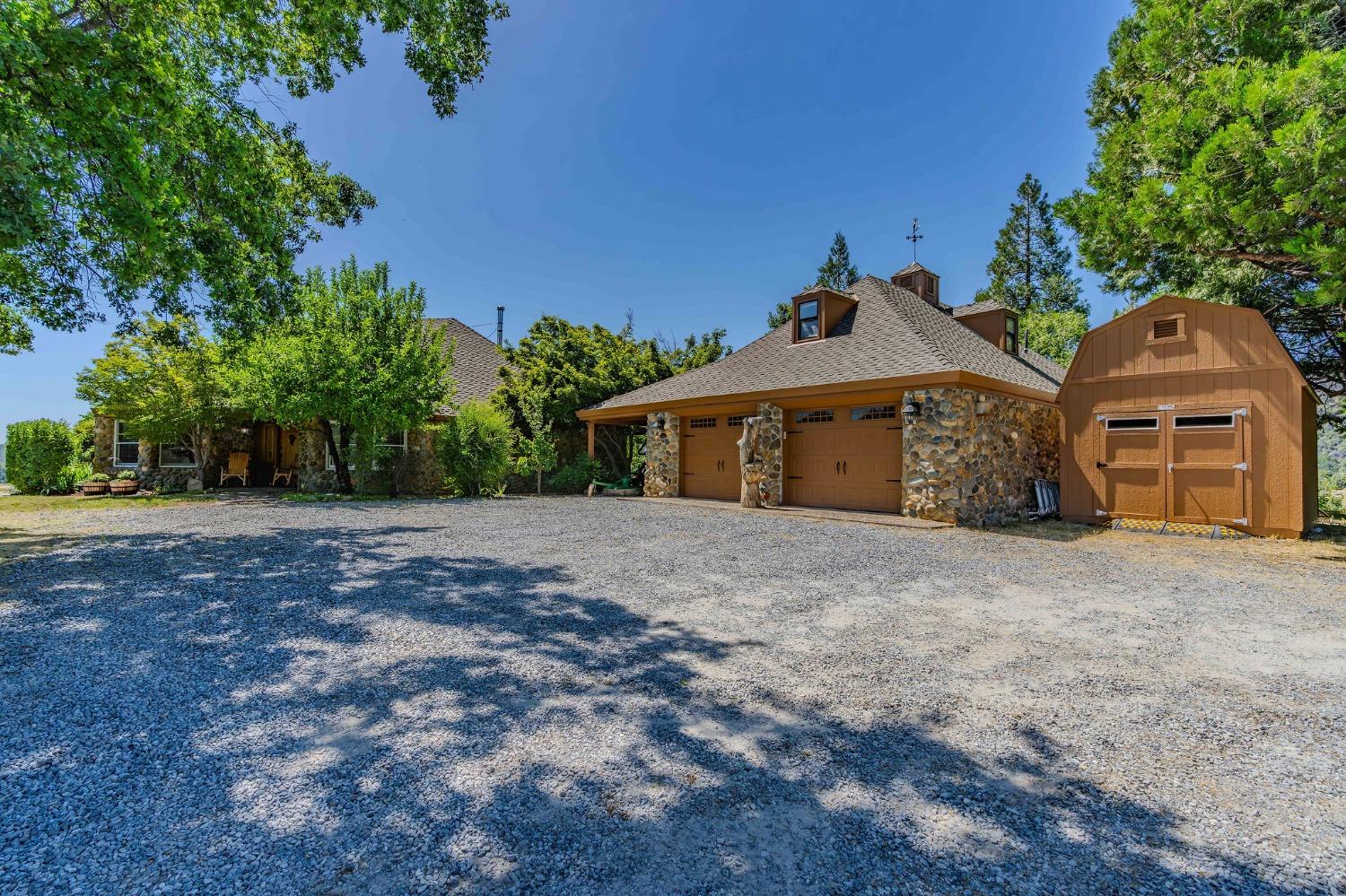 Detail Gallery Image 34 of 88 For 7201 Happy Valley Rd, Somerset,  CA 95684 - 4 Beds | 3/1 Baths
