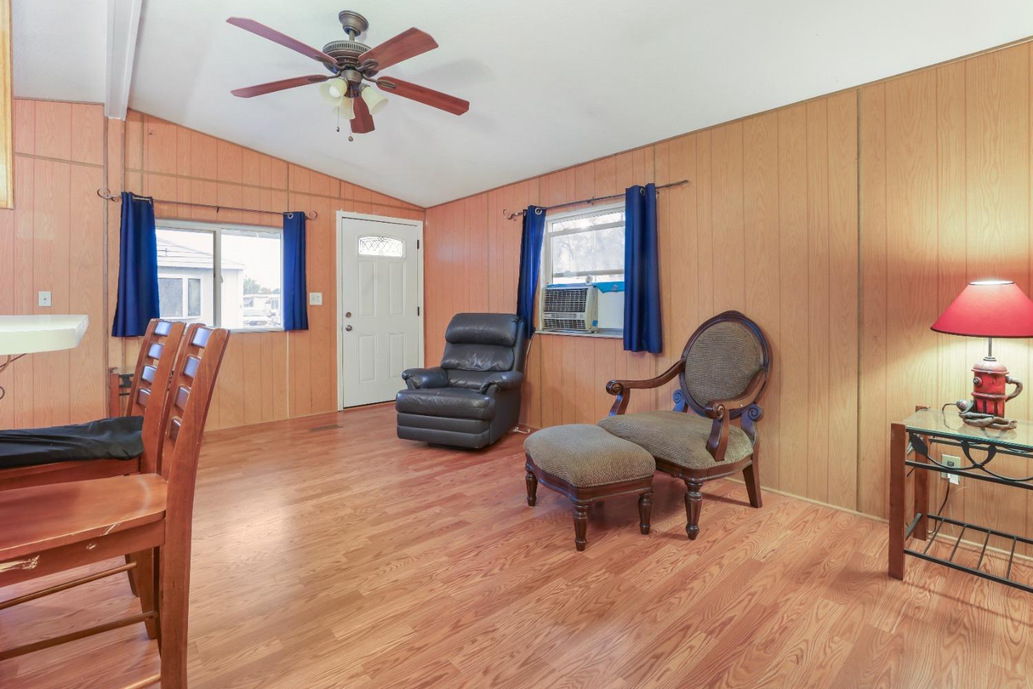 Detail Gallery Image 5 of 21 For 2340 Sanguinetti Ln 130, Stockton,  CA 95205 - 3 Beds | 2 Baths