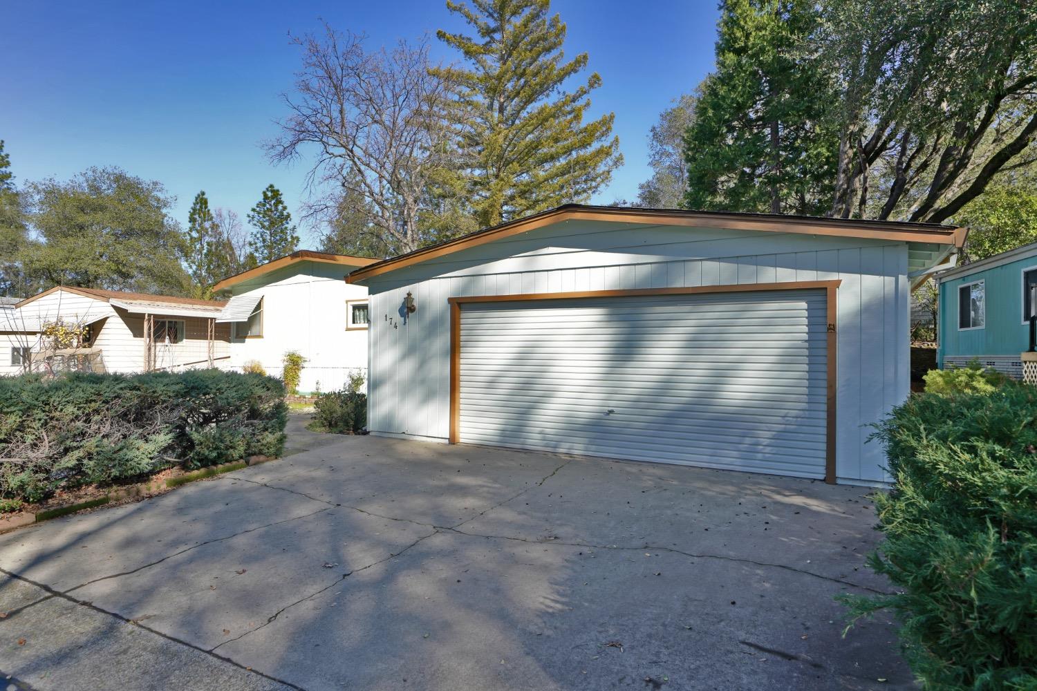 Detail Gallery Image 2 of 36 For 4420 Pleasant Valley Rd 174, Diamond Springs,  CA 95619 - 2 Beds | 2 Baths