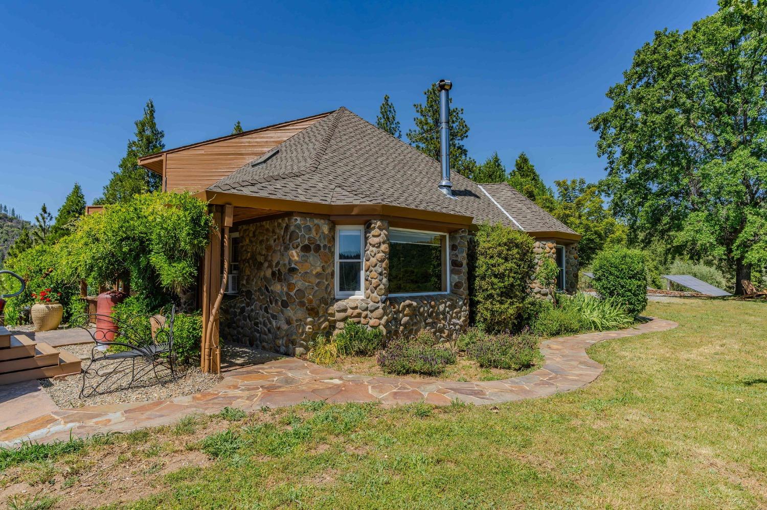 Detail Gallery Image 32 of 88 For 7201 Happy Valley Rd, Somerset,  CA 95684 - 4 Beds | 3/1 Baths