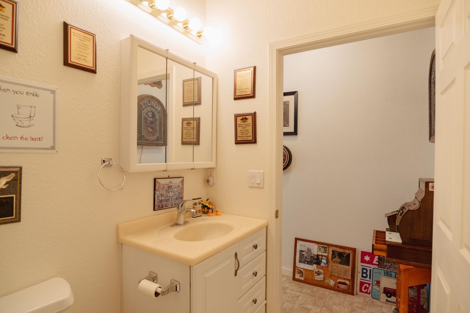 Detail Gallery Image 44 of 73 For 6839 Mercedes Ave, Winton,  CA 95388 - 3 Beds | 3 Baths