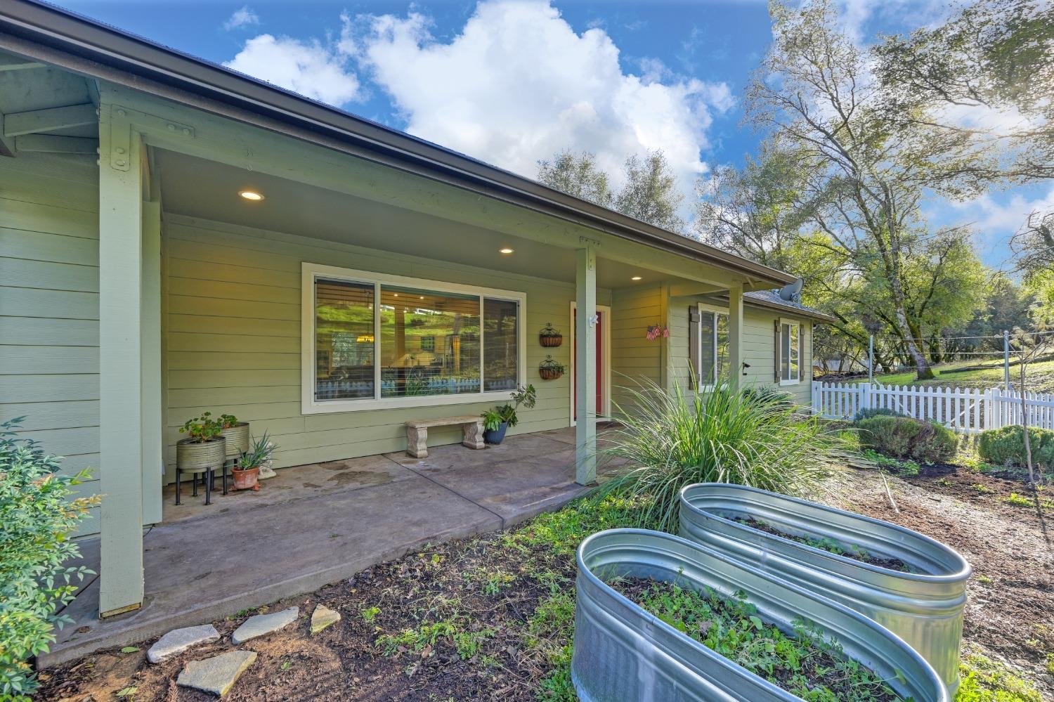Detail Gallery Image 64 of 67 For 664 N. Circle, Diamond Springs,  CA 95619 - 3 Beds | 2 Baths