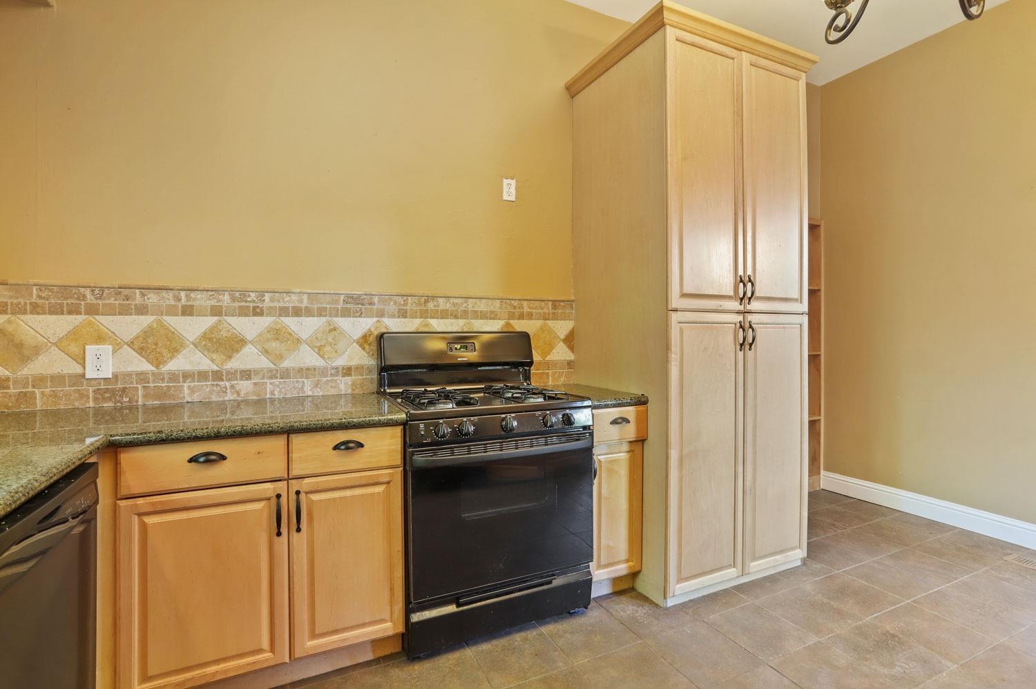 Detail Gallery Image 27 of 62 For 335 N 3rd Ave, Oakdale,  CA 95361 - – Beds | – Baths