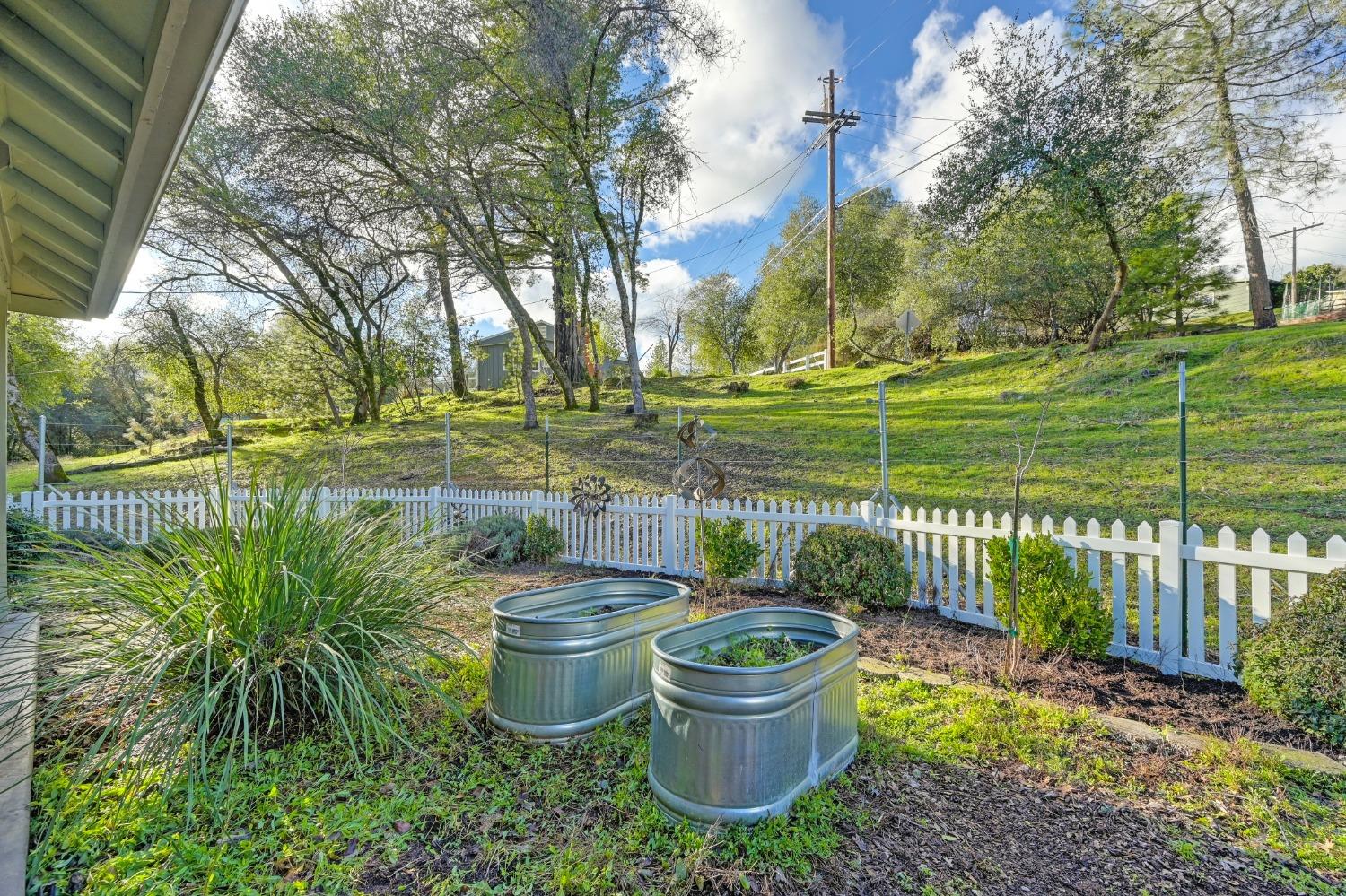 Detail Gallery Image 65 of 67 For 664 N. Circle, Diamond Springs,  CA 95619 - 3 Beds | 2 Baths