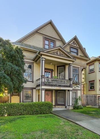 Detail Gallery Image 1 of 1 For 2210 Capitol Ave, Sacramento,  CA 95816 - – Beds | – Baths