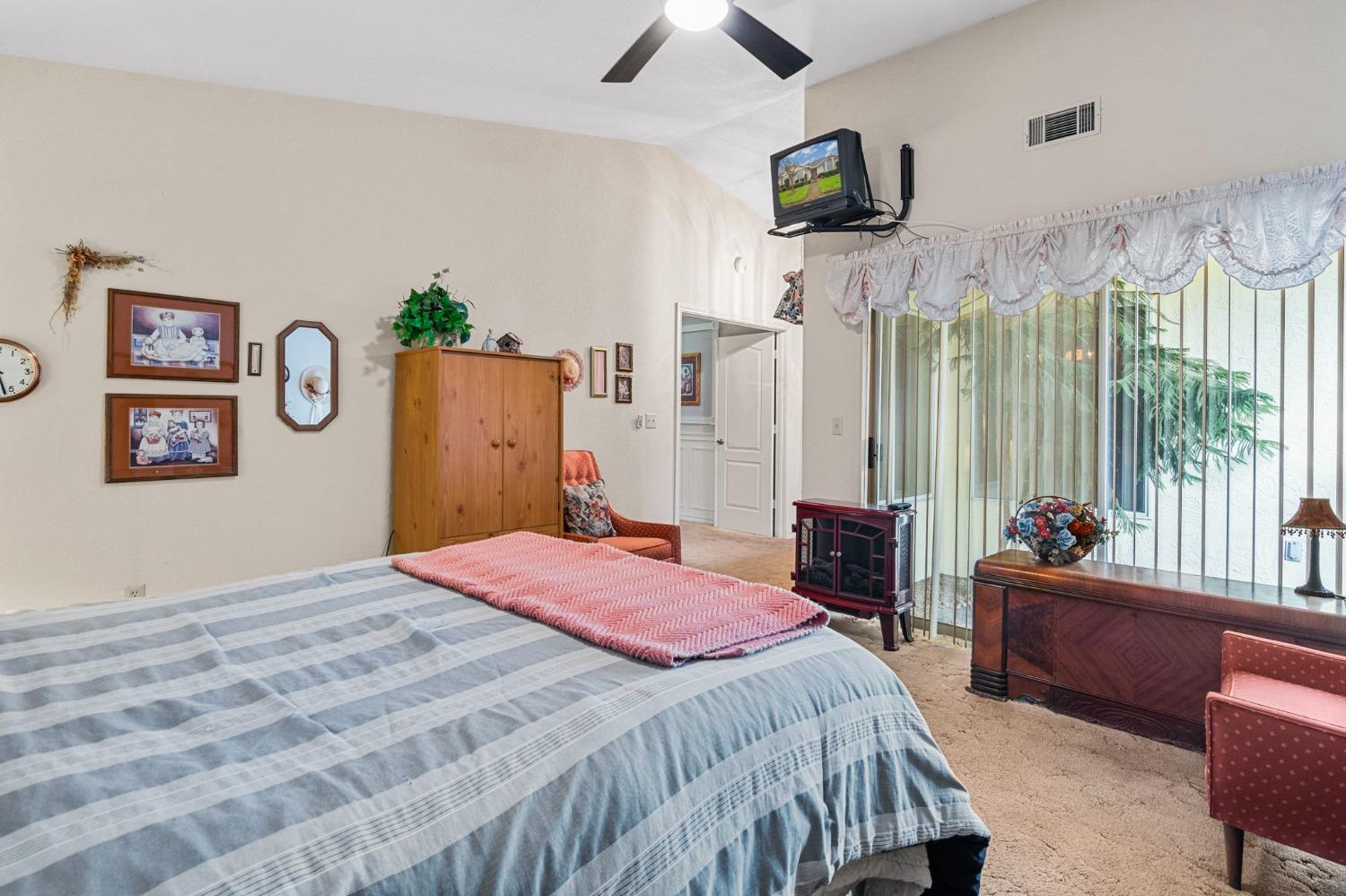 Detail Gallery Image 33 of 43 For 2174 Brigadoon Walk, Manteca,  CA 95336 - 2 Beds | 2 Baths