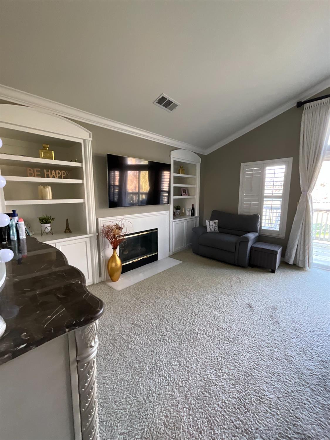 Detail Gallery Image 11 of 20 For 5143 Poppy Hills Cir, Stockton,  CA 95219 - 5 Beds | 3 Baths