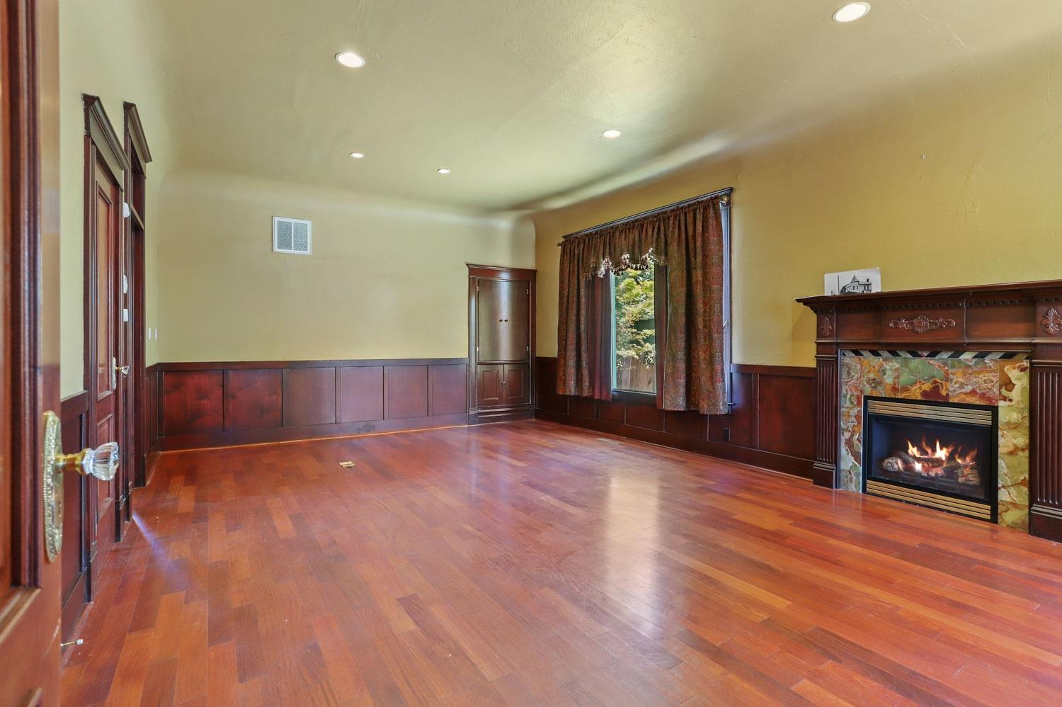 Detail Gallery Image 8 of 62 For 335 N 3rd Ave, Oakdale,  CA 95361 - – Beds | – Baths