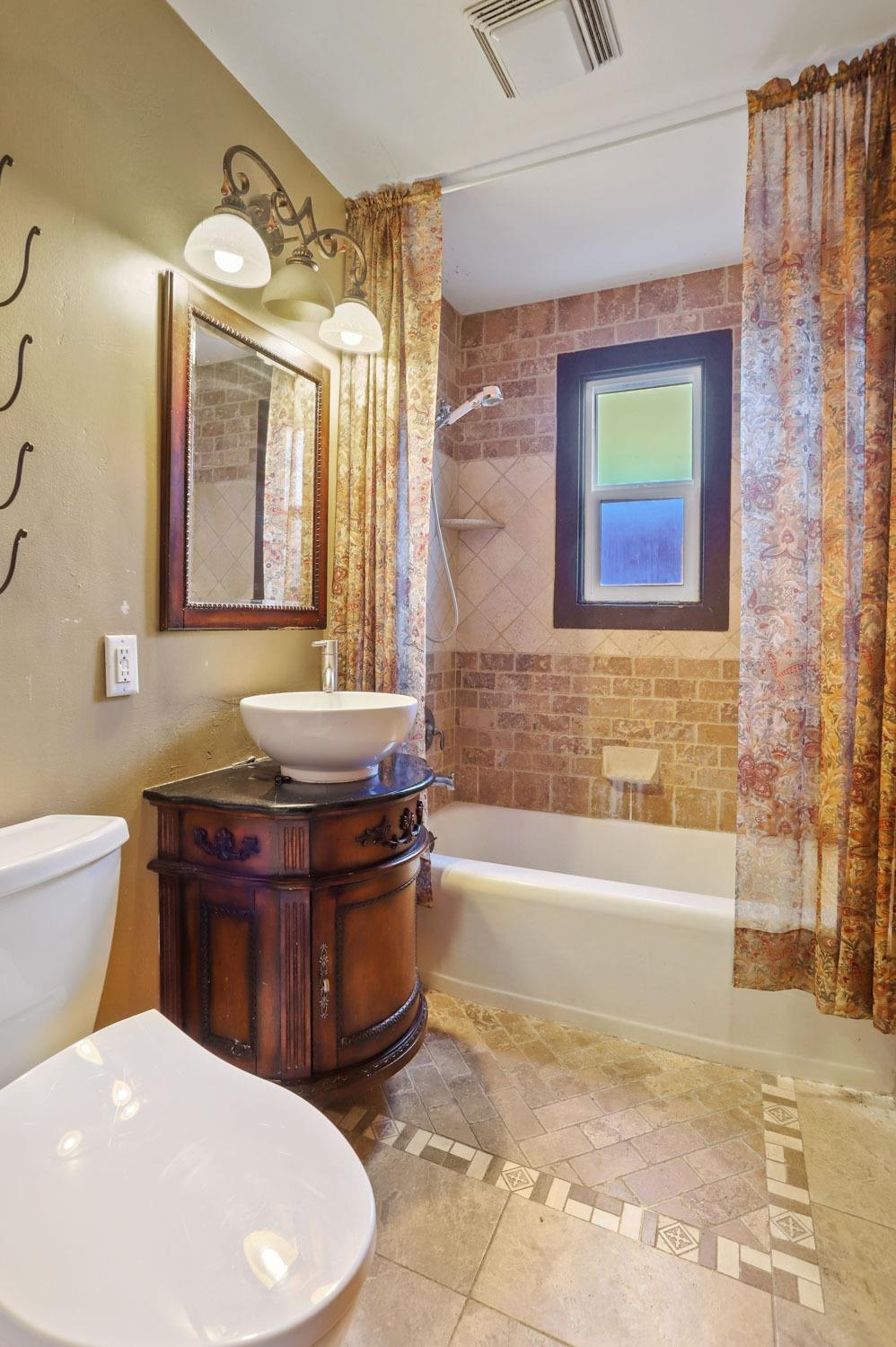 Detail Gallery Image 17 of 62 For 335 N 3rd Ave, Oakdale,  CA 95361 - – Beds | – Baths