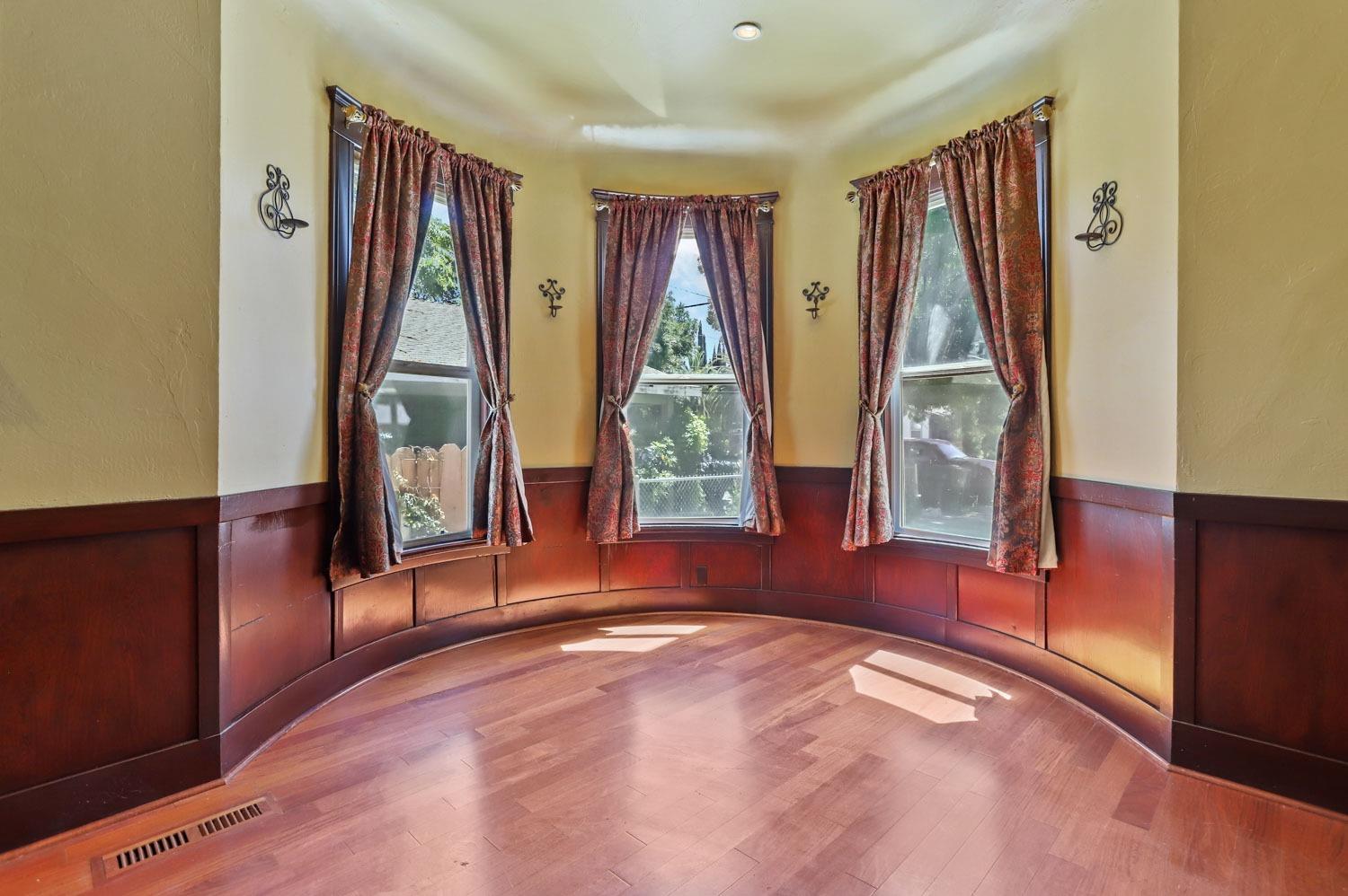 Detail Gallery Image 11 of 62 For 335 N 3rd Ave, Oakdale,  CA 95361 - – Beds | – Baths