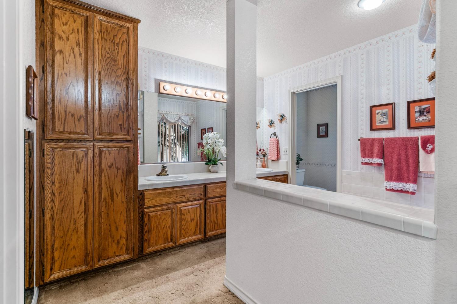 Detail Gallery Image 29 of 43 For 2174 Brigadoon Walk, Manteca,  CA 95336 - 2 Beds | 2 Baths