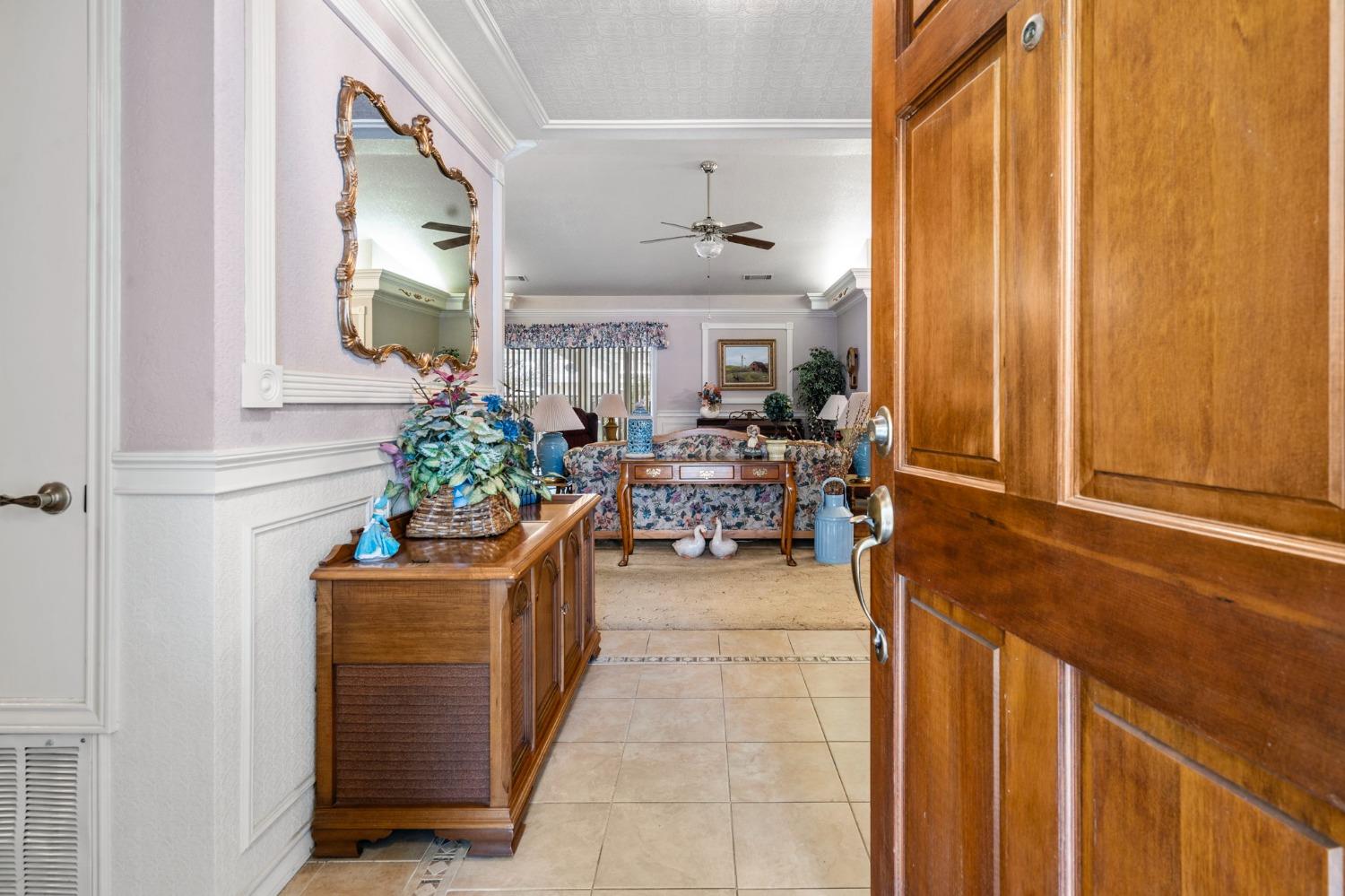 Detail Gallery Image 5 of 43 For 2174 Brigadoon Walk, Manteca,  CA 95336 - 2 Beds | 2 Baths