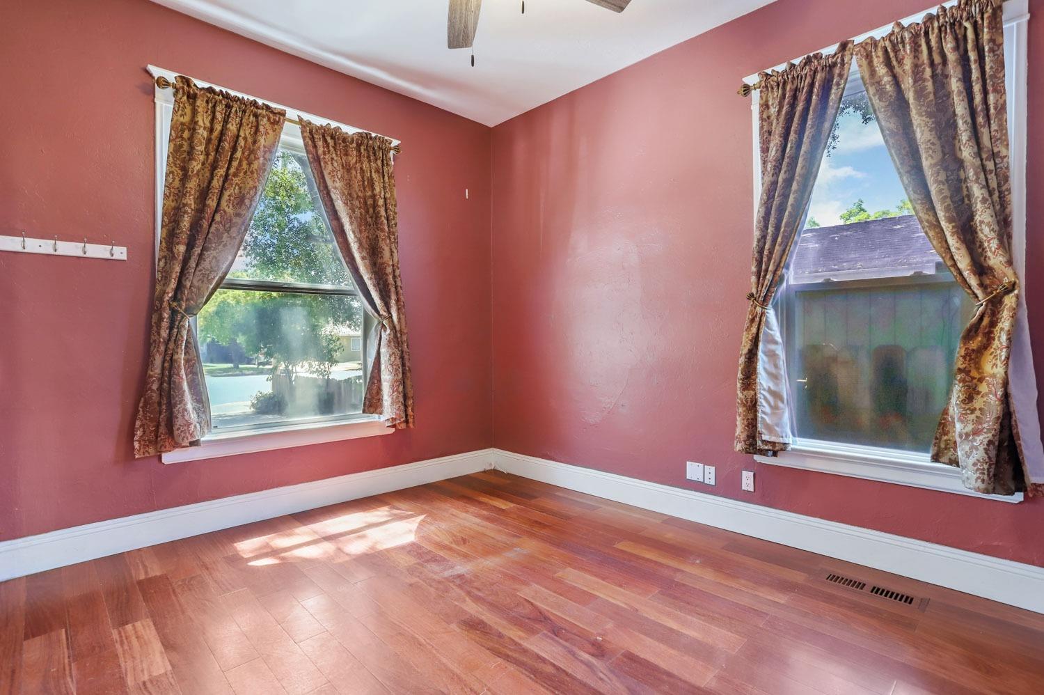 Detail Gallery Image 14 of 62 For 335 N 3rd Ave, Oakdale,  CA 95361 - – Beds | – Baths