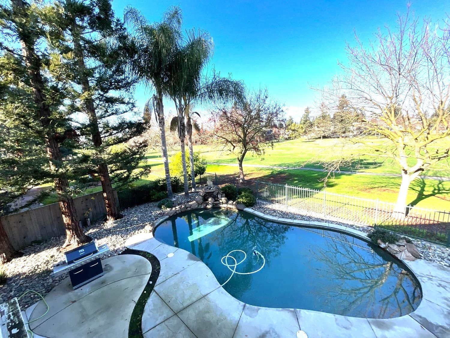 Detail Gallery Image 19 of 20 For 5143 Poppy Hills Cir, Stockton,  CA 95219 - 5 Beds | 3 Baths