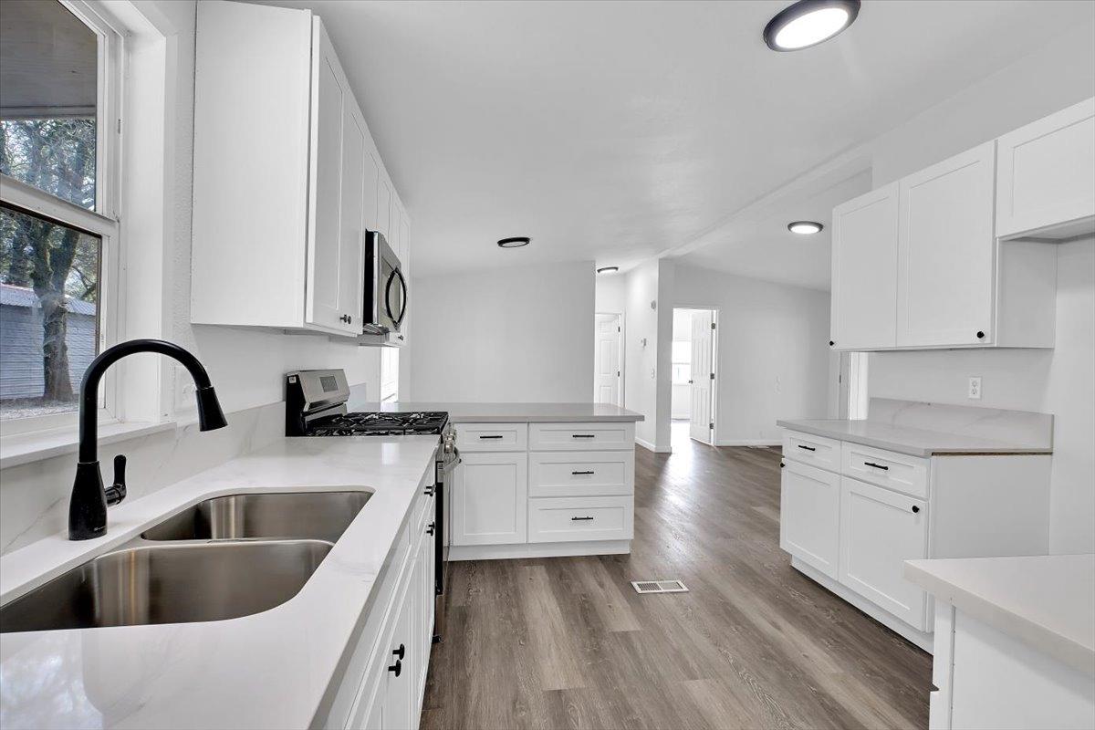 Detail Gallery Image 25 of 98 For 790 Los Verjeles Rd, Bangor,  CA 95901 - 3 Beds | 2 Baths