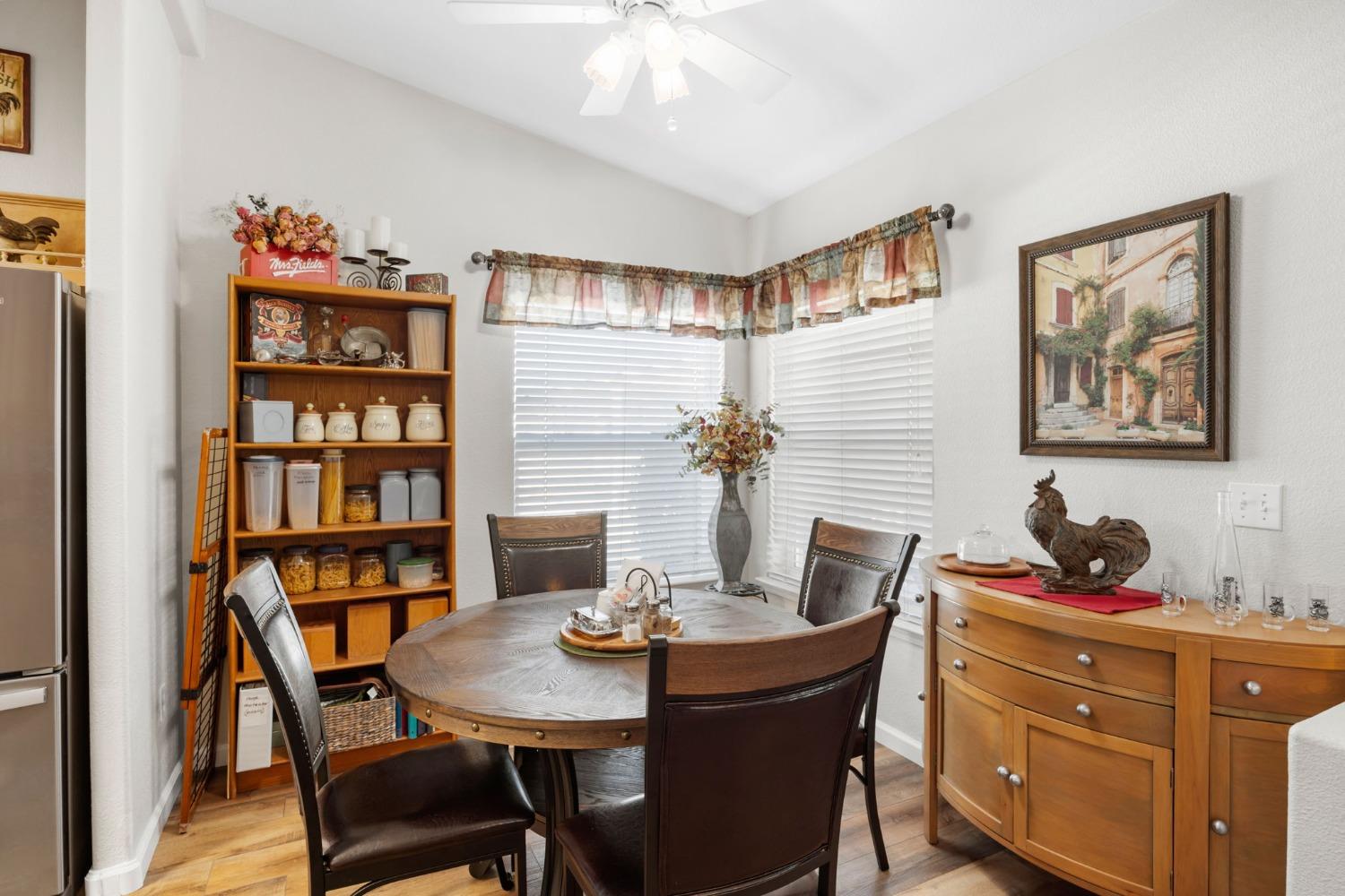 Detail Gallery Image 13 of 41 For 5130 County Road 99w 151, Dunnigan,  CA 95937 - 3 Beds | 2 Baths