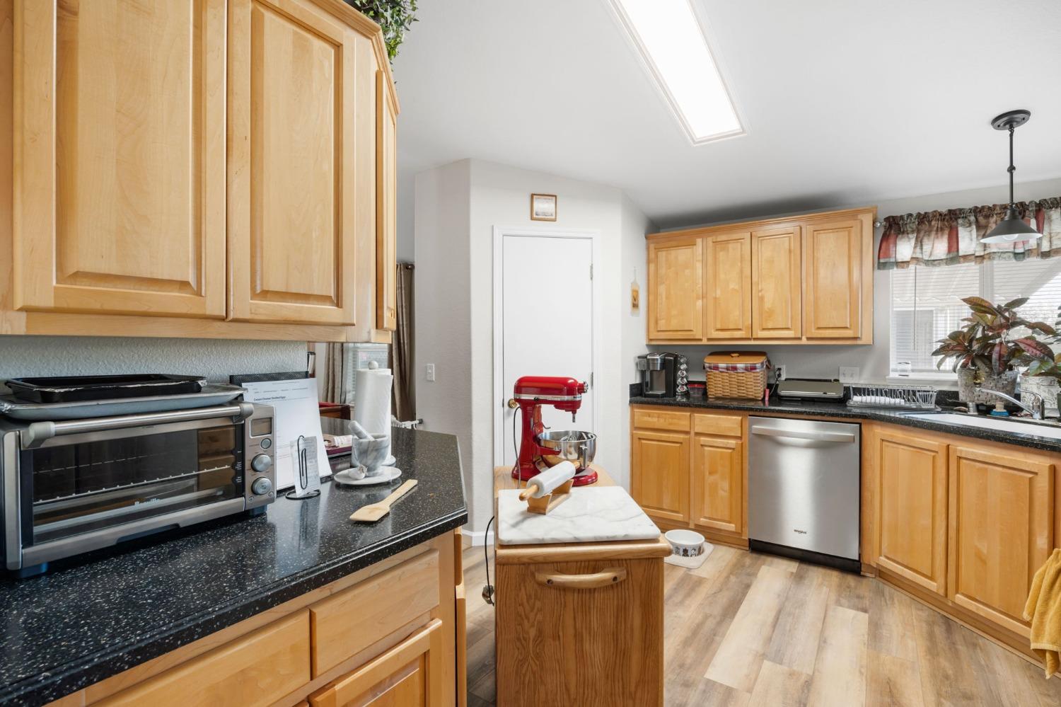 Detail Gallery Image 15 of 41 For 5130 County Road 99w 151, Dunnigan,  CA 95937 - 3 Beds | 2 Baths