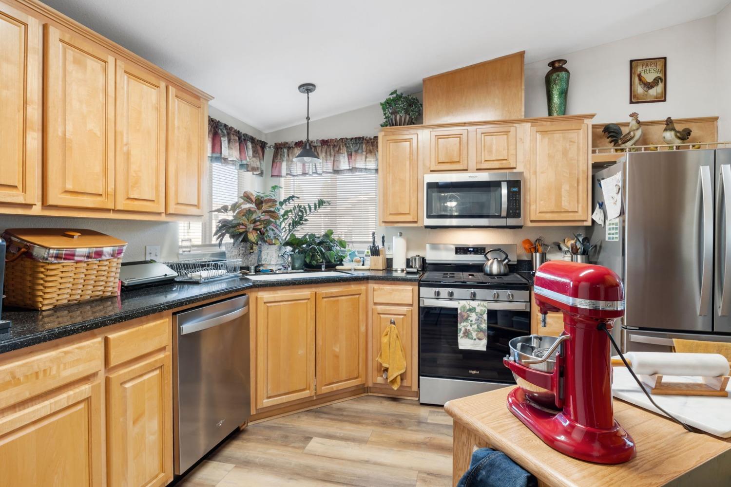 Detail Gallery Image 19 of 41 For 5130 County Road 99w 151, Dunnigan,  CA 95937 - 3 Beds | 2 Baths