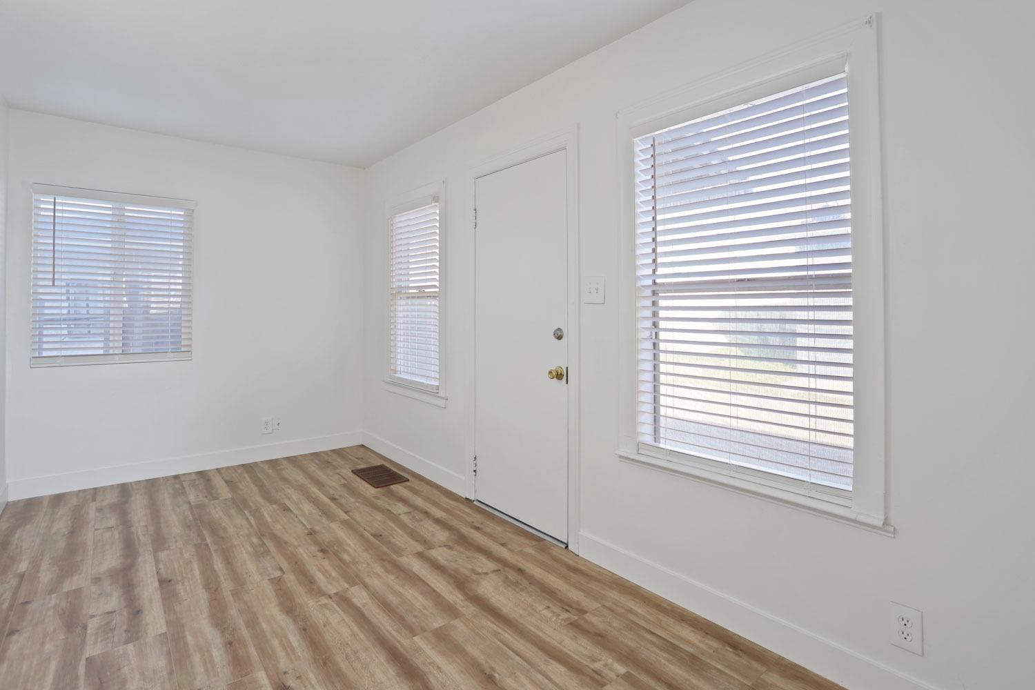 Detail Gallery Image 9 of 25 For 229 Flora St, Lodi,  CA 95240 - 2 Beds | 1 Baths