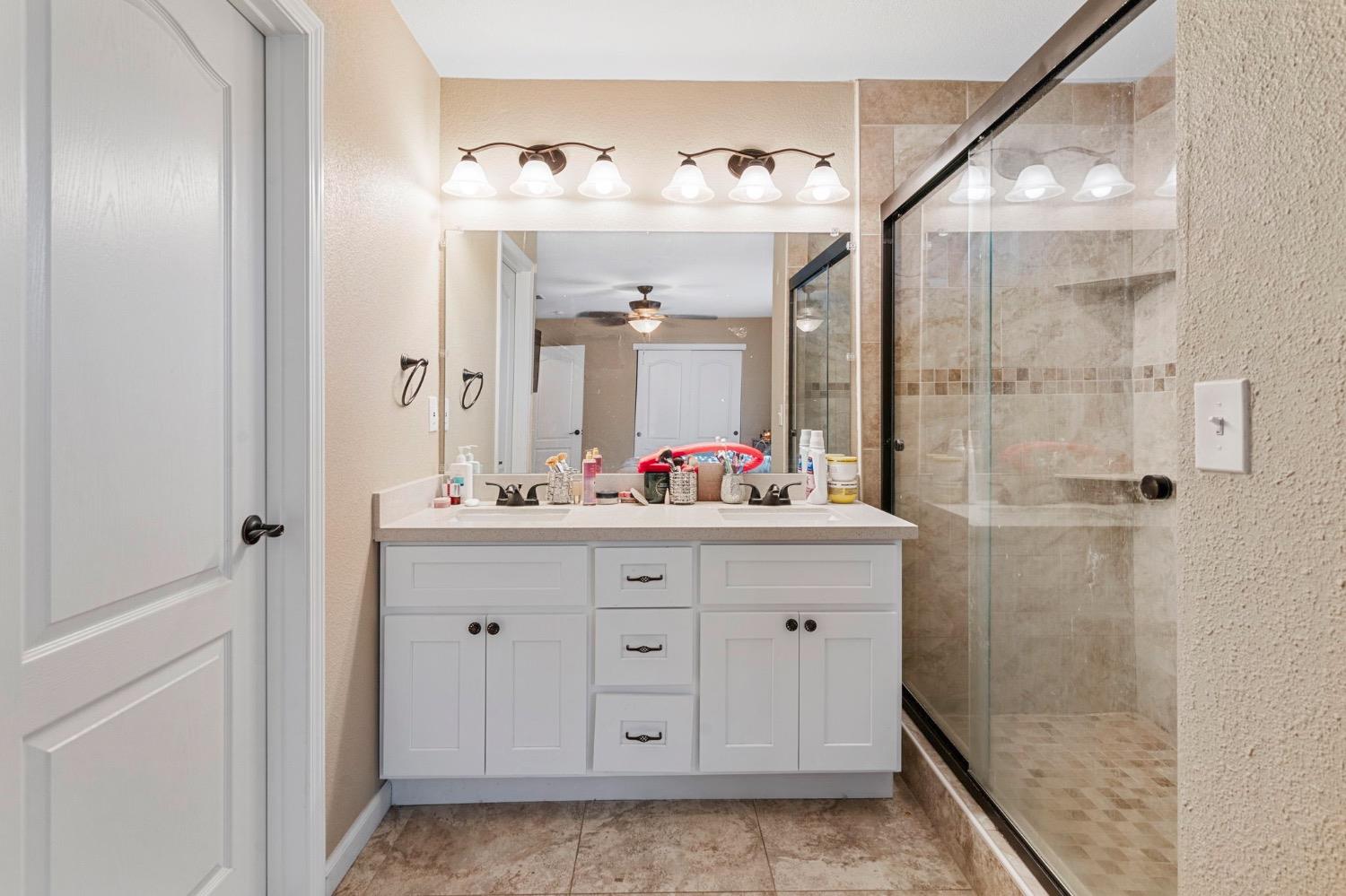 Detail Gallery Image 18 of 45 For 620 N Ham Ln, Lodi,  CA 95242 - 3 Beds | 2 Baths
