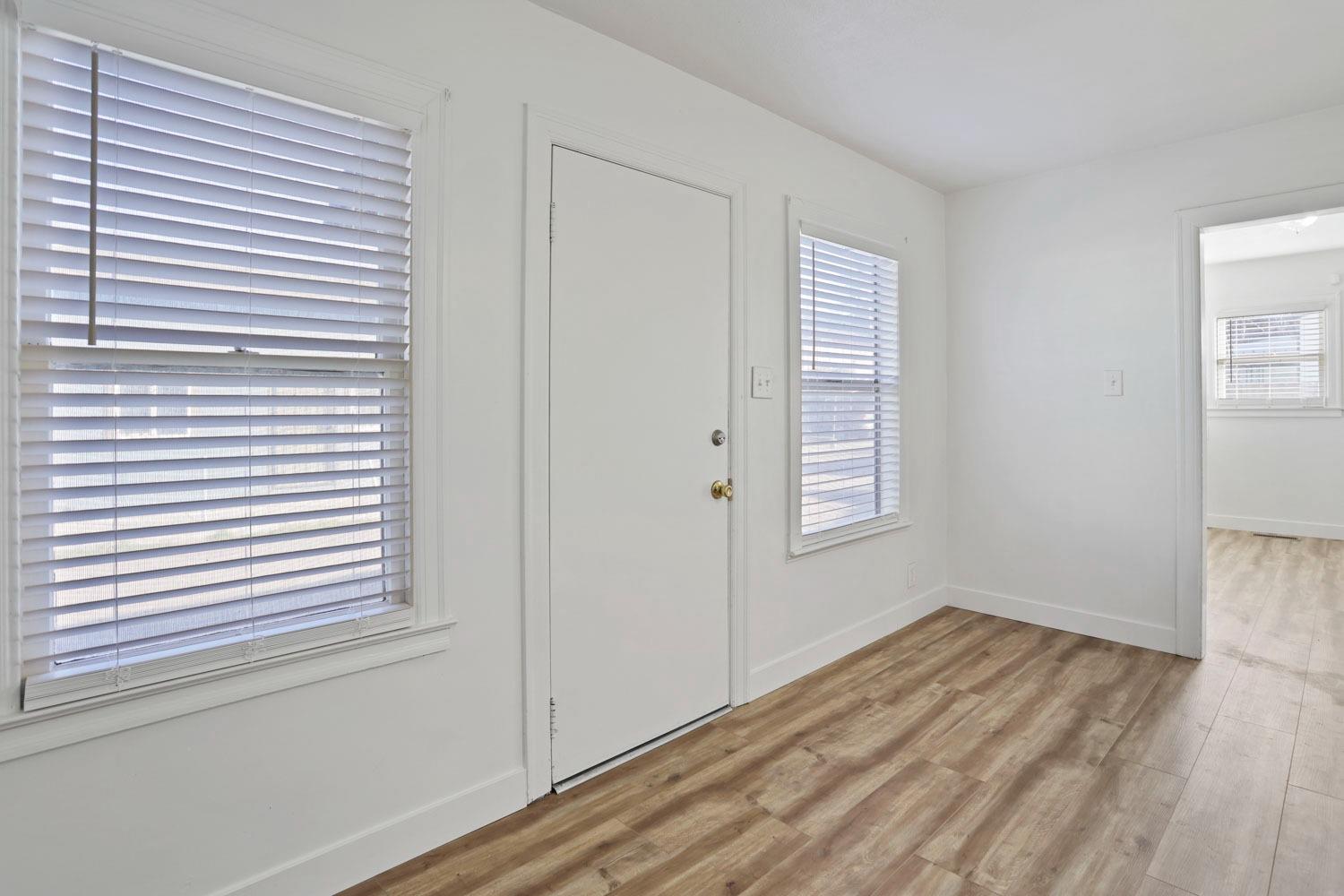 Detail Gallery Image 10 of 25 For 229 Flora St, Lodi,  CA 95240 - 2 Beds | 1 Baths