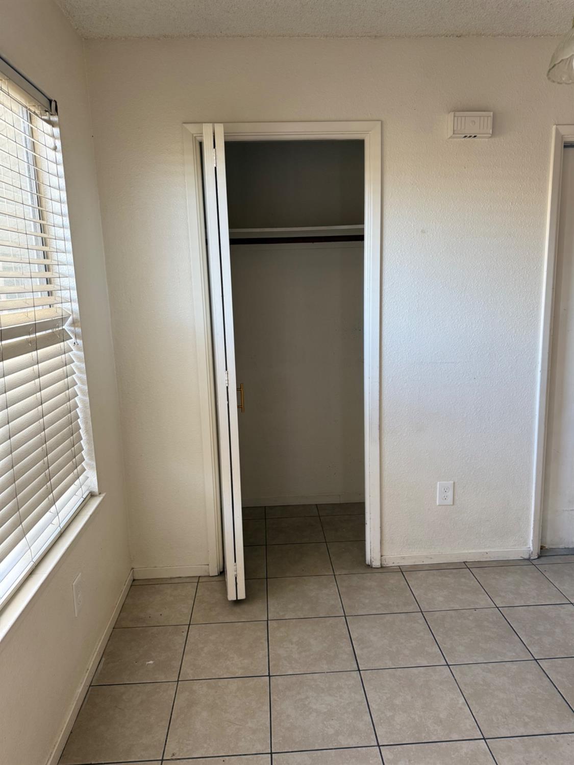 Detail Gallery Image 6 of 42 For 1651 Moffett Rd, Ceres,  CA 95307 - – Beds | – Baths