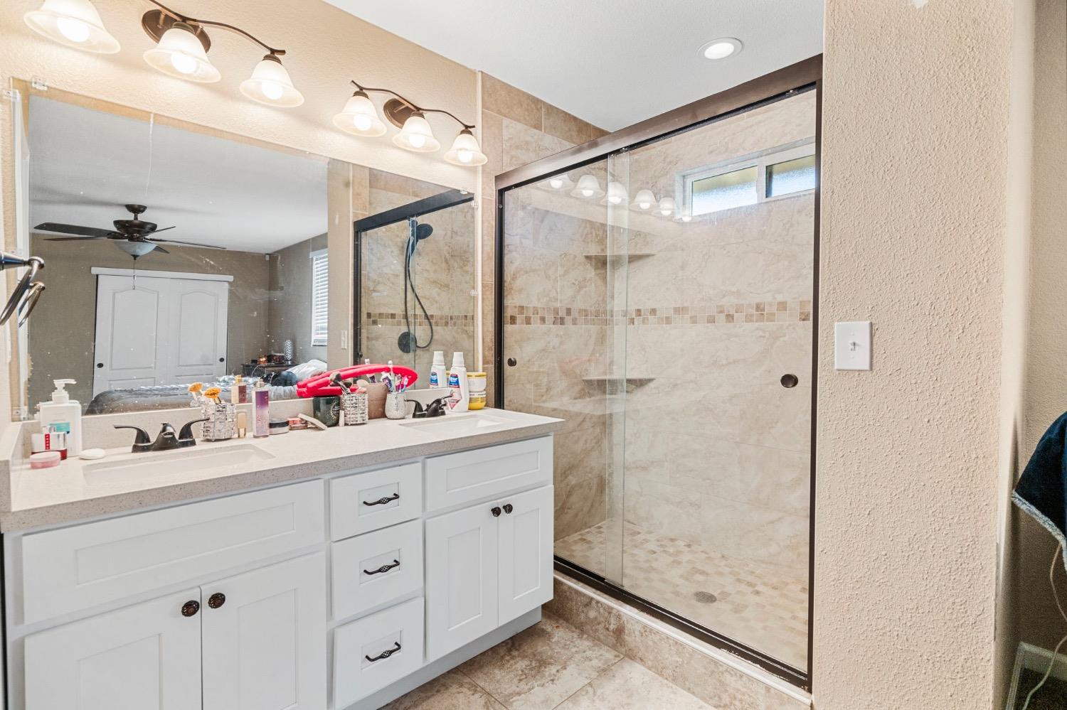 Detail Gallery Image 17 of 45 For 620 N Ham Ln, Lodi,  CA 95242 - 3 Beds | 2 Baths