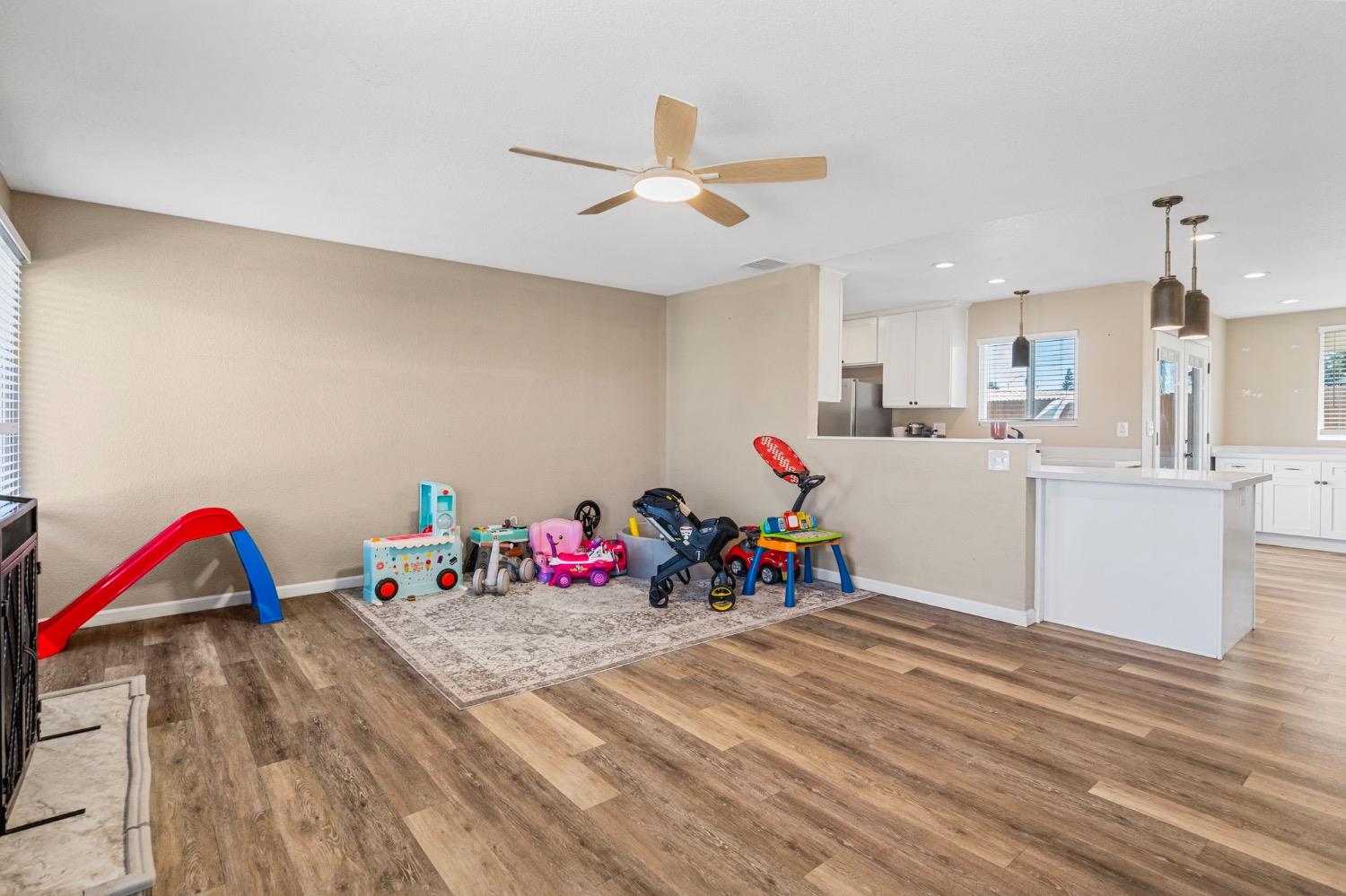Detail Gallery Image 38 of 45 For 620 N Ham Ln, Lodi,  CA 95242 - 3 Beds | 2 Baths