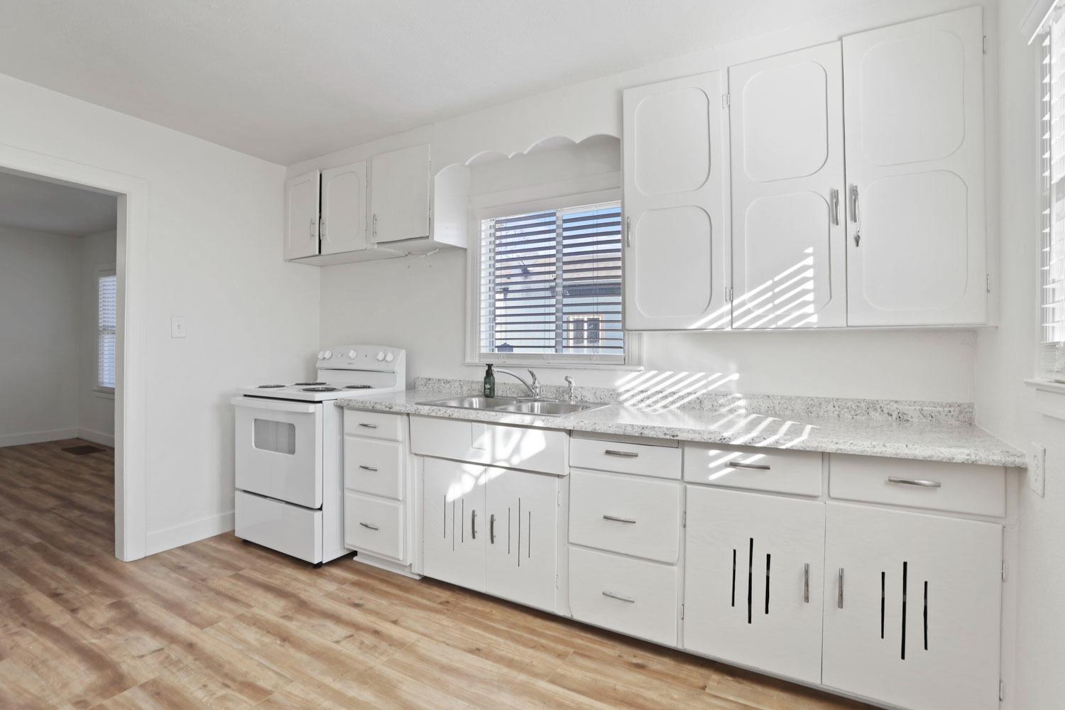 Detail Gallery Image 13 of 25 For 229 Flora St, Lodi,  CA 95240 - 2 Beds | 1 Baths