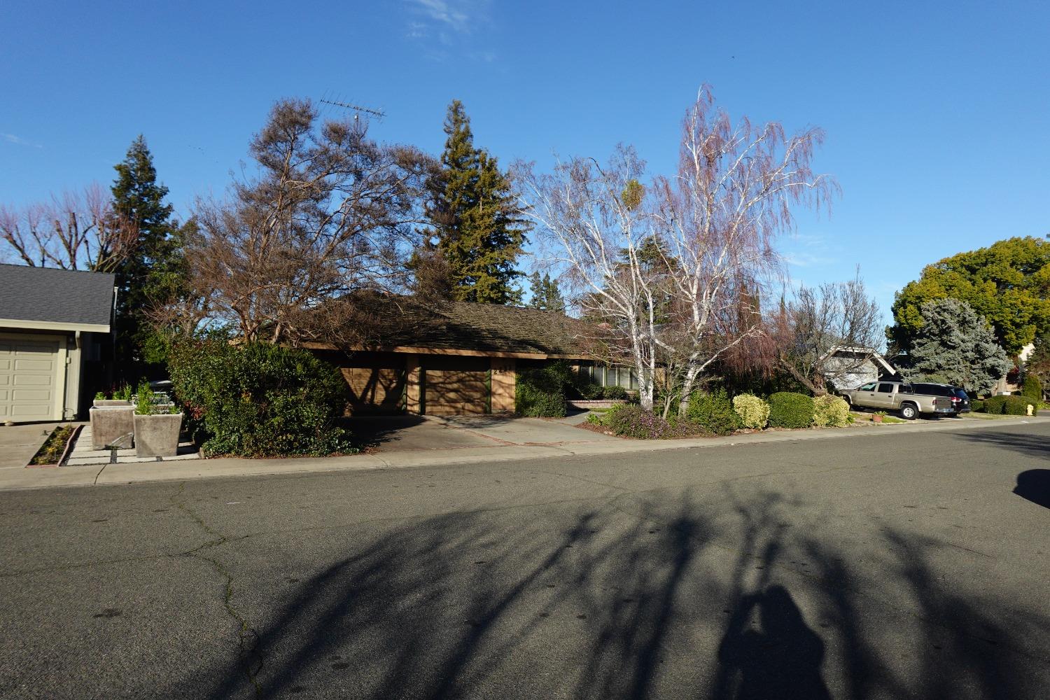 Cherry Tree Lane, Riverbank, California image 2