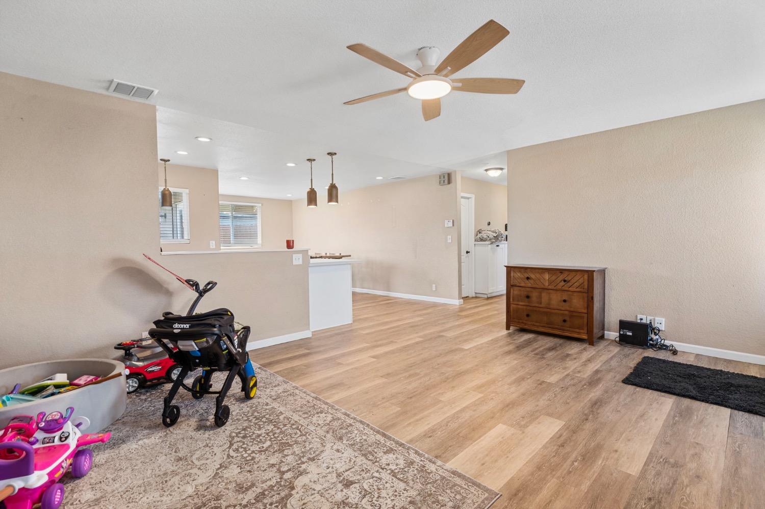 Detail Gallery Image 37 of 45 For 620 N Ham Ln, Lodi,  CA 95242 - 3 Beds | 2 Baths