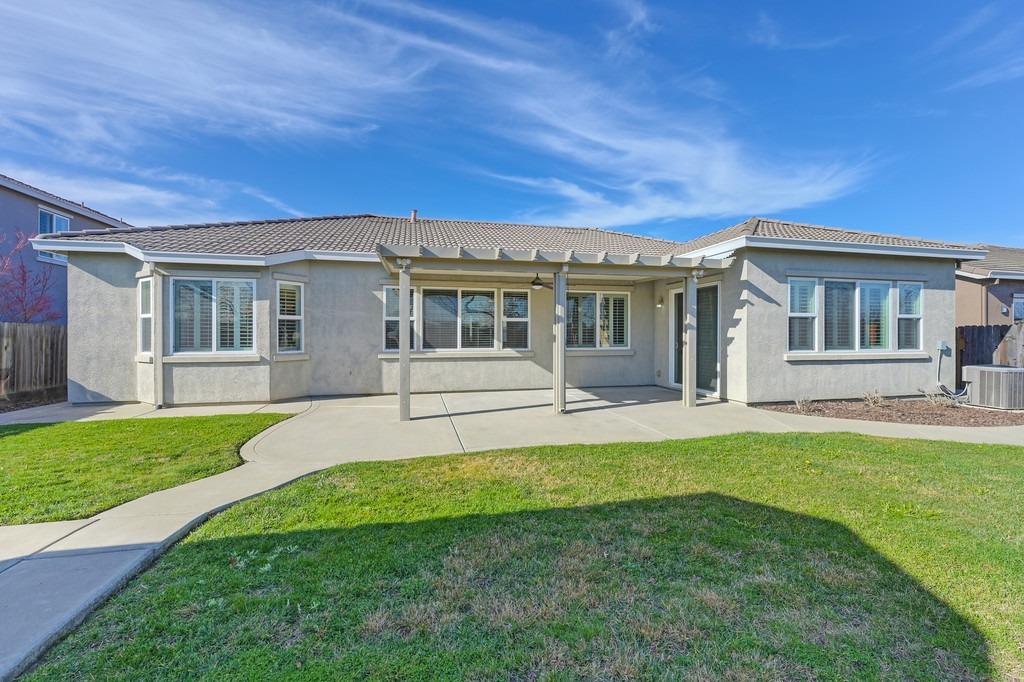 Blanchette Way, Rancho Cordova, California image 42