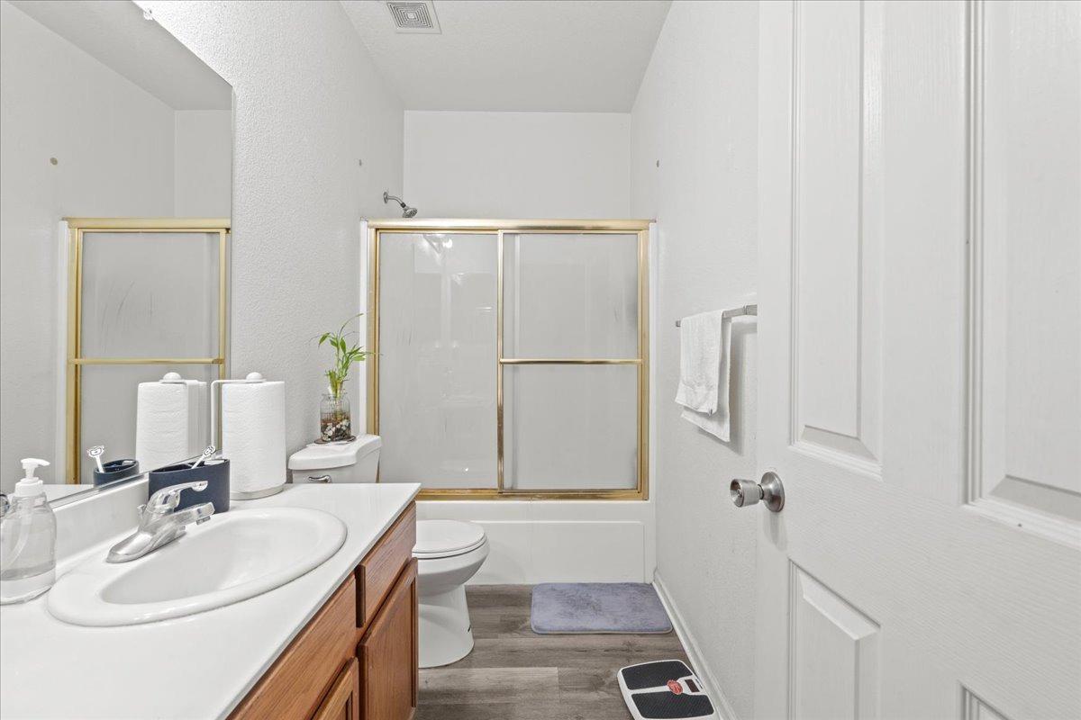 Detail Gallery Image 10 of 16 For 209 Elgin Ave, Lodi,  CA 95240 - 3 Beds | 2 Baths