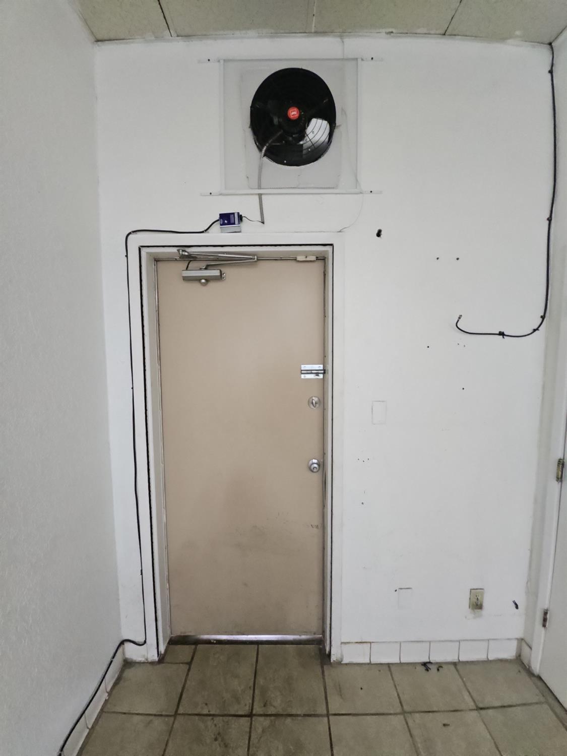 Detail Gallery Image 22 of 25 For 1134 N Main St, Manteca,  CA 95336 - – Beds | – Baths